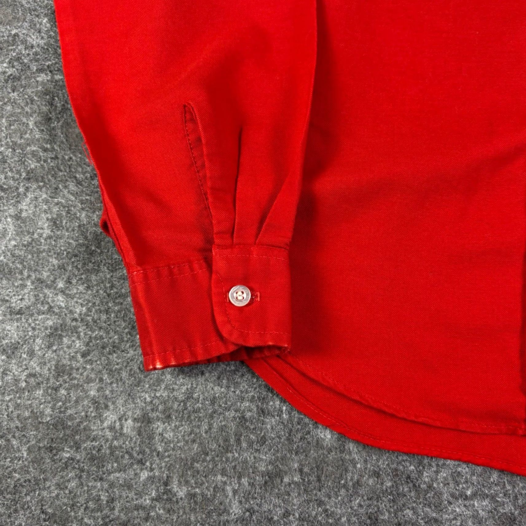 Vintage VINTAGE Glenbrooke Jr Penn-Prest Red Button Down Shirt Long Sleeve Solid Shirt S Red 70s Preppy Mens Boys Size US S / EU 44-46 / 1 - 6 Thumbnail