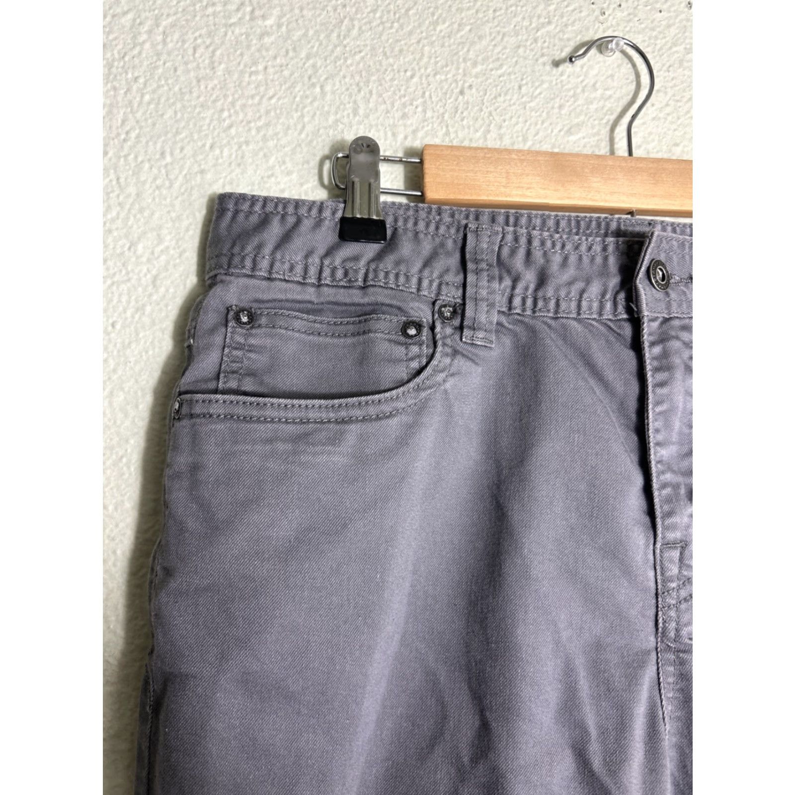 Prana prAna Slim Jeans Gray Wash 34x29 Mens SlimFit 34 Gray Skinny Regular Fit Size US 34 / EU 50 - 4 Thumbnail