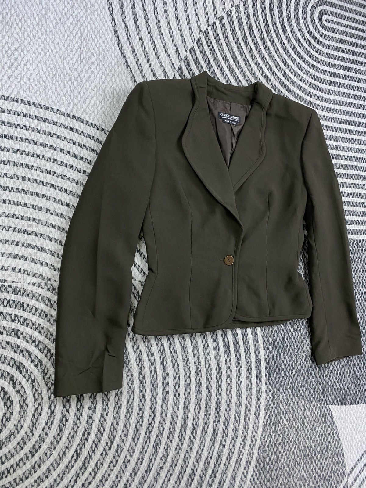 Giorgio Armani Vintage Giorgio Armani Single Button Cropped Blazer Jacket Size S / US 4 / IT 40 - 3 Thumbnail