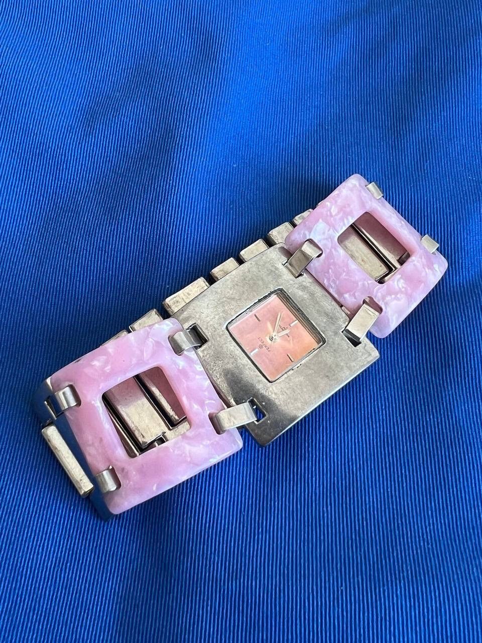 Japanese Brand × Vintage Vintage Japanese style futuristic Pink Squared Watch Size ONE SIZE - 1 Thumbnail