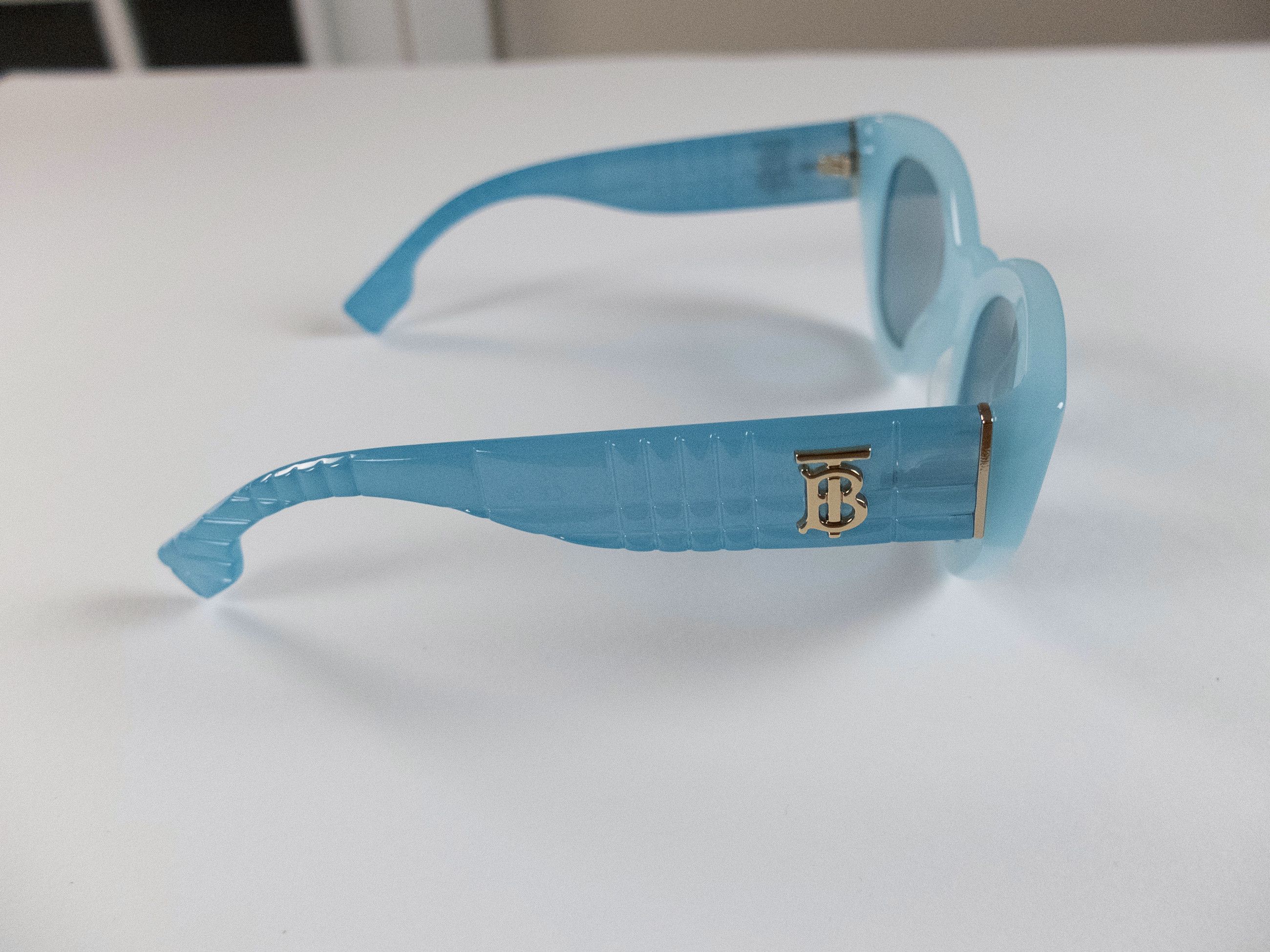 Burberry BURBERRY Meadow TB blue acetate oval sunglasses Size ONE SIZE - 5 Thumbnail