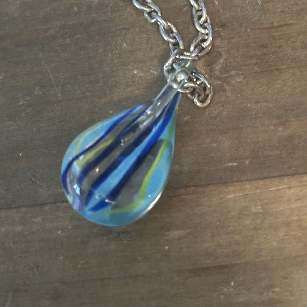 Other Silver tone glass tear drop pendant necklace Size ONE SIZE - 6 Thumbnail