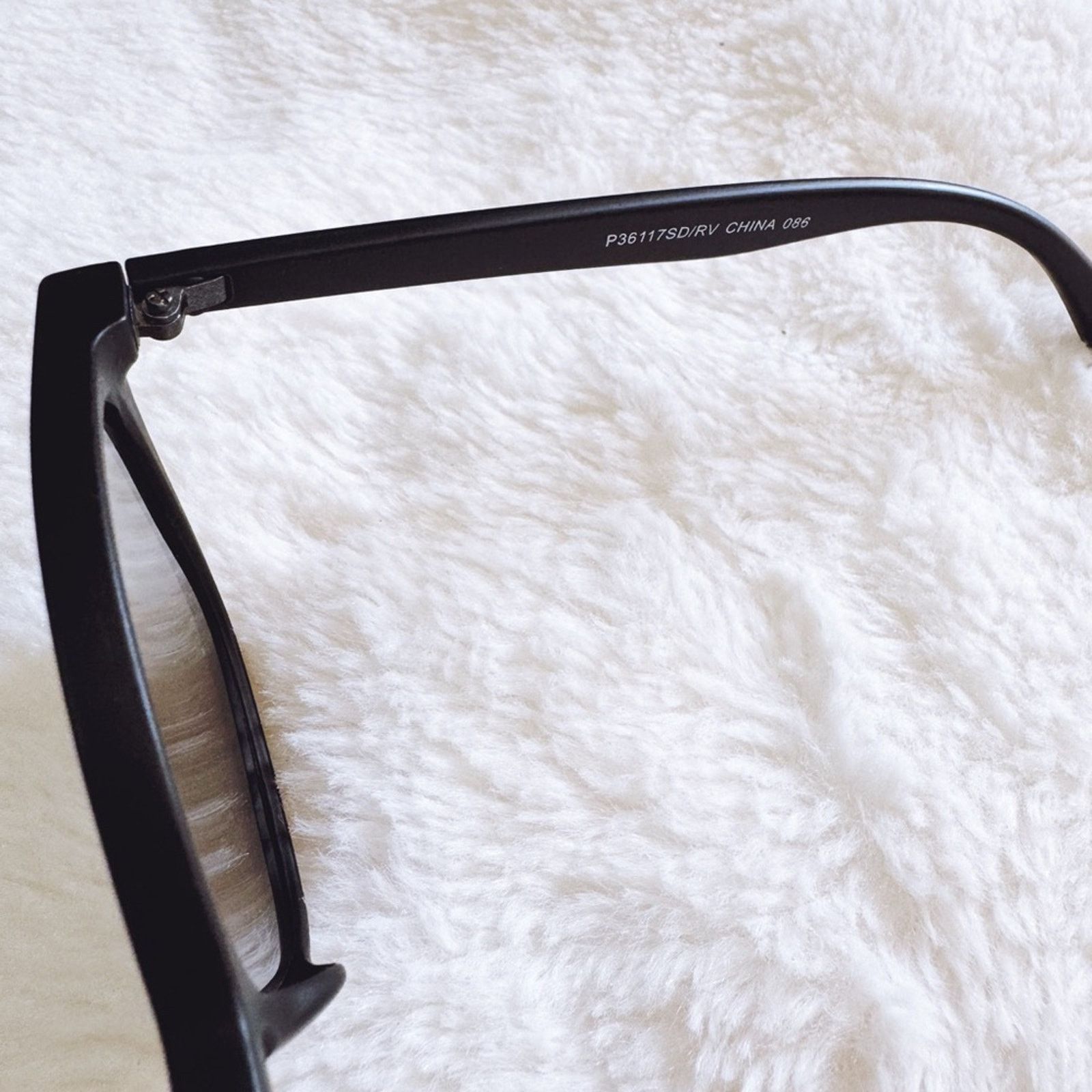 Other Milo Blue Oversized Oval Horn Rims Sunglasses Size ONE SIZE - 8 Thumbnail