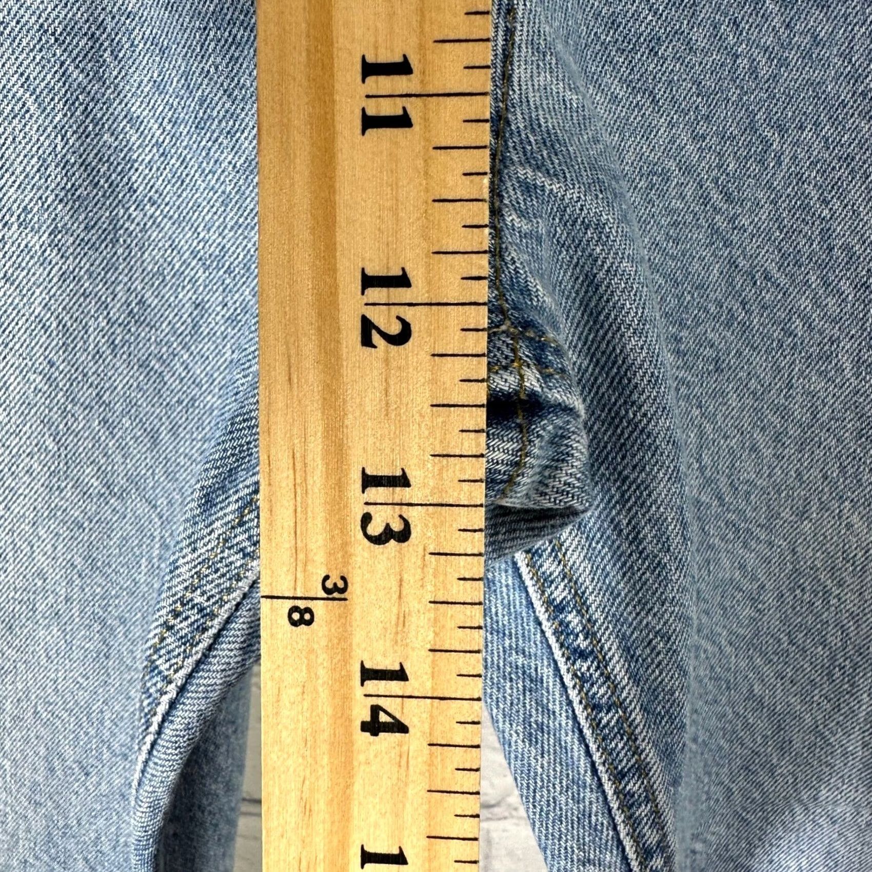 Carhartt VINTAGE Carhartt B17 DST Jeans Light Wash 38x30 USA Relaxed Tapered Leg 5-Pocket Mens Denim Blue 90s Size US 38 / EU 54 - 3 Thumbnail
