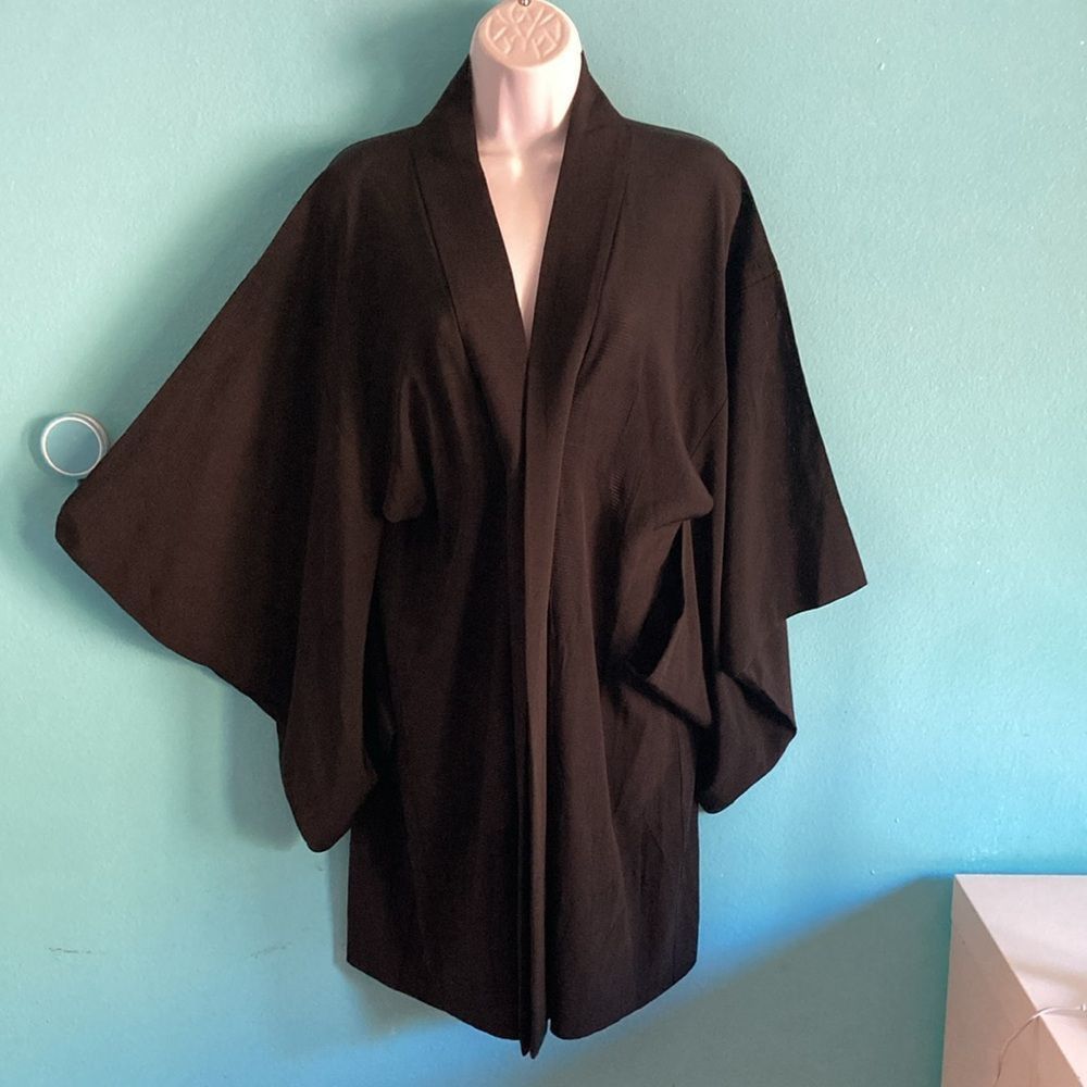 Handmade Japanese Style Black Kimono with Interior Tie One Size Sand Size ONE SIZE - 1 Thumbnail