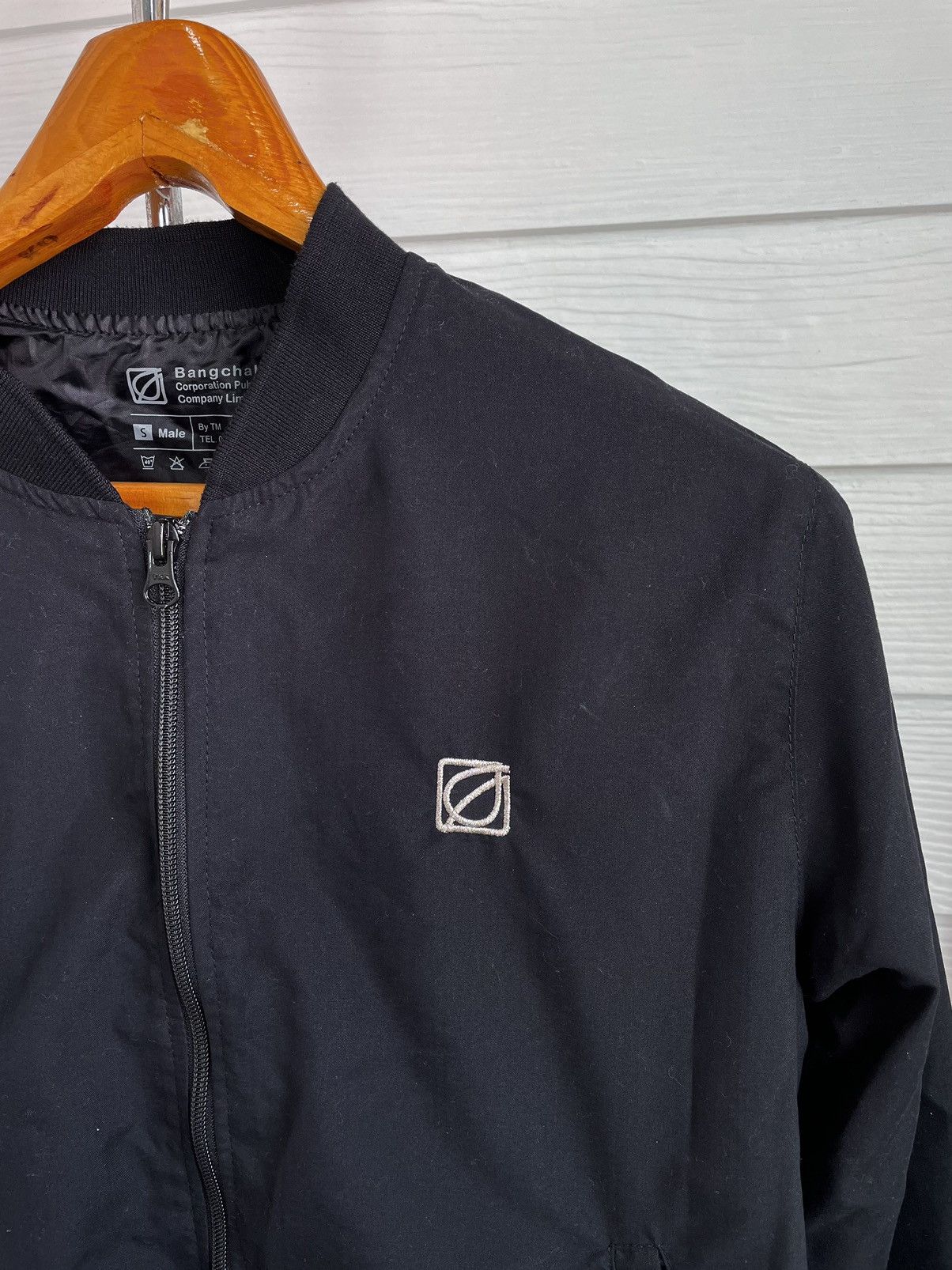 Vintage BANGCHAK LEADER IN ENERGY TRANSITION JACKET Size US M / EU 48-50 / 2 - 5 Thumbnail