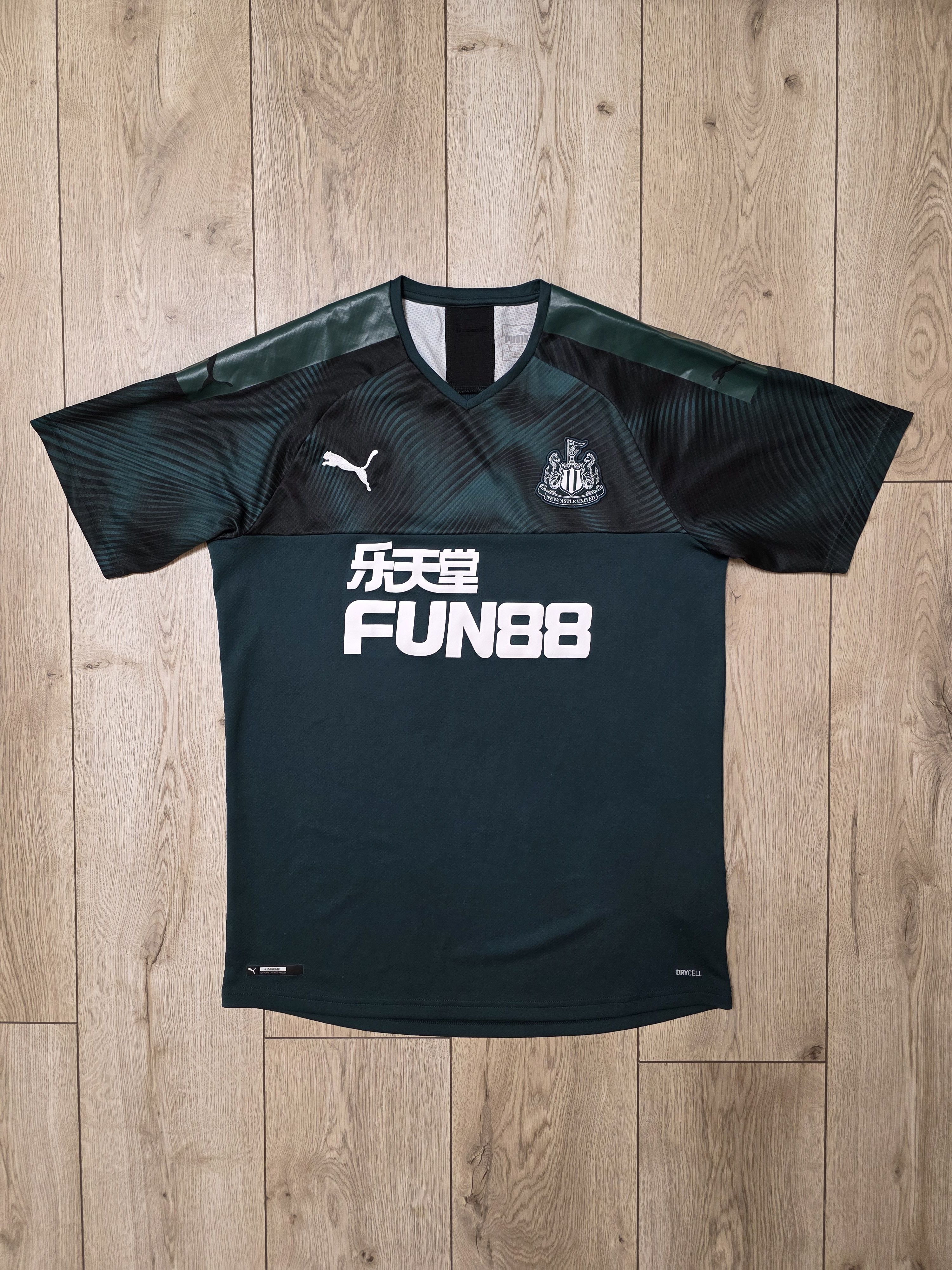 Puma NEWCASTLE UNITED 2019 2020 AWAY FOOTBALL SHIRT SOCCER JERSEY Size US L / EU 52-54 / 3 - 1 Thumbnail