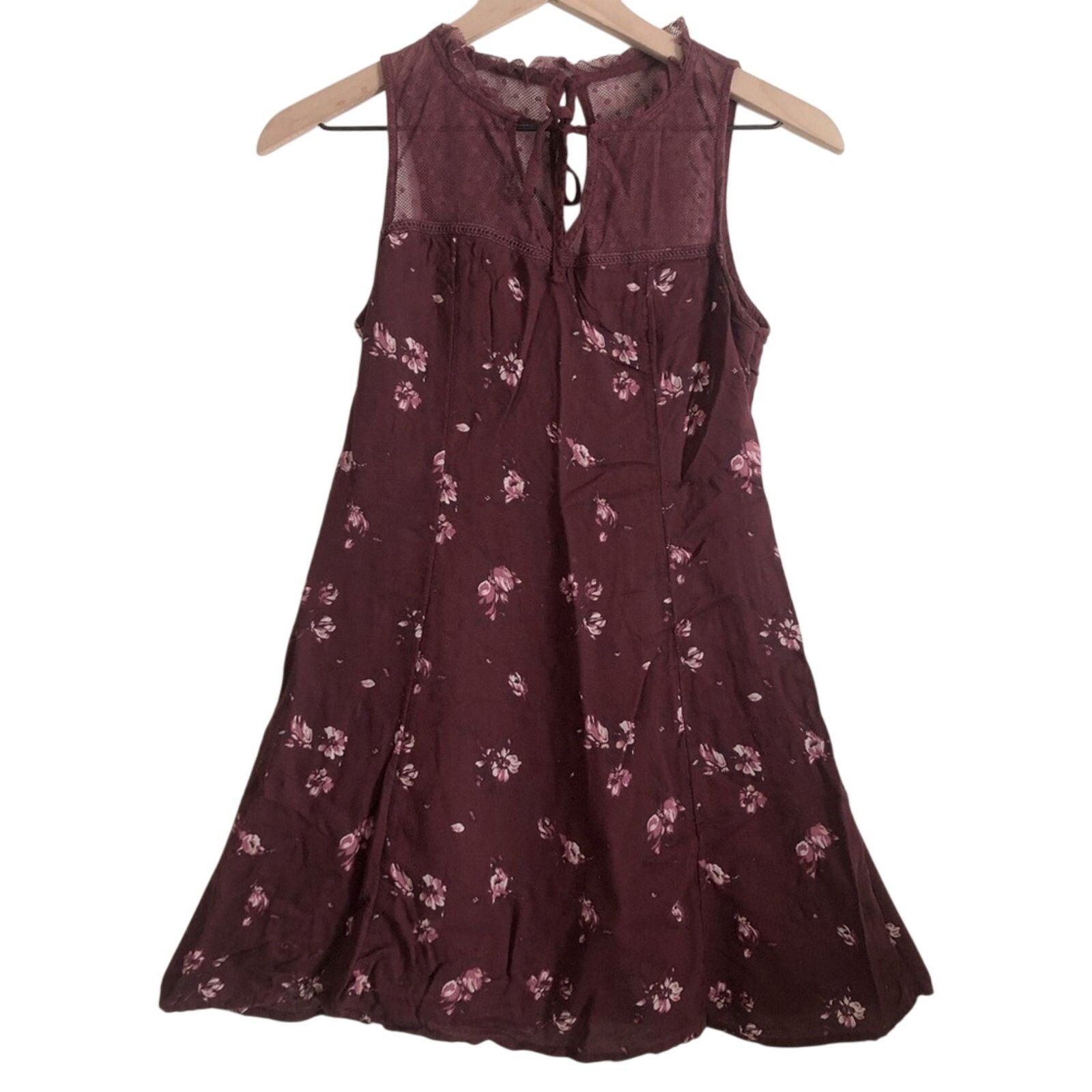 Hollister Hollister Red Fit and Flare Floral Lace Sheer Mini Dress Size XS / US 0-2 / IT 36-38 - 1 Thumbnail