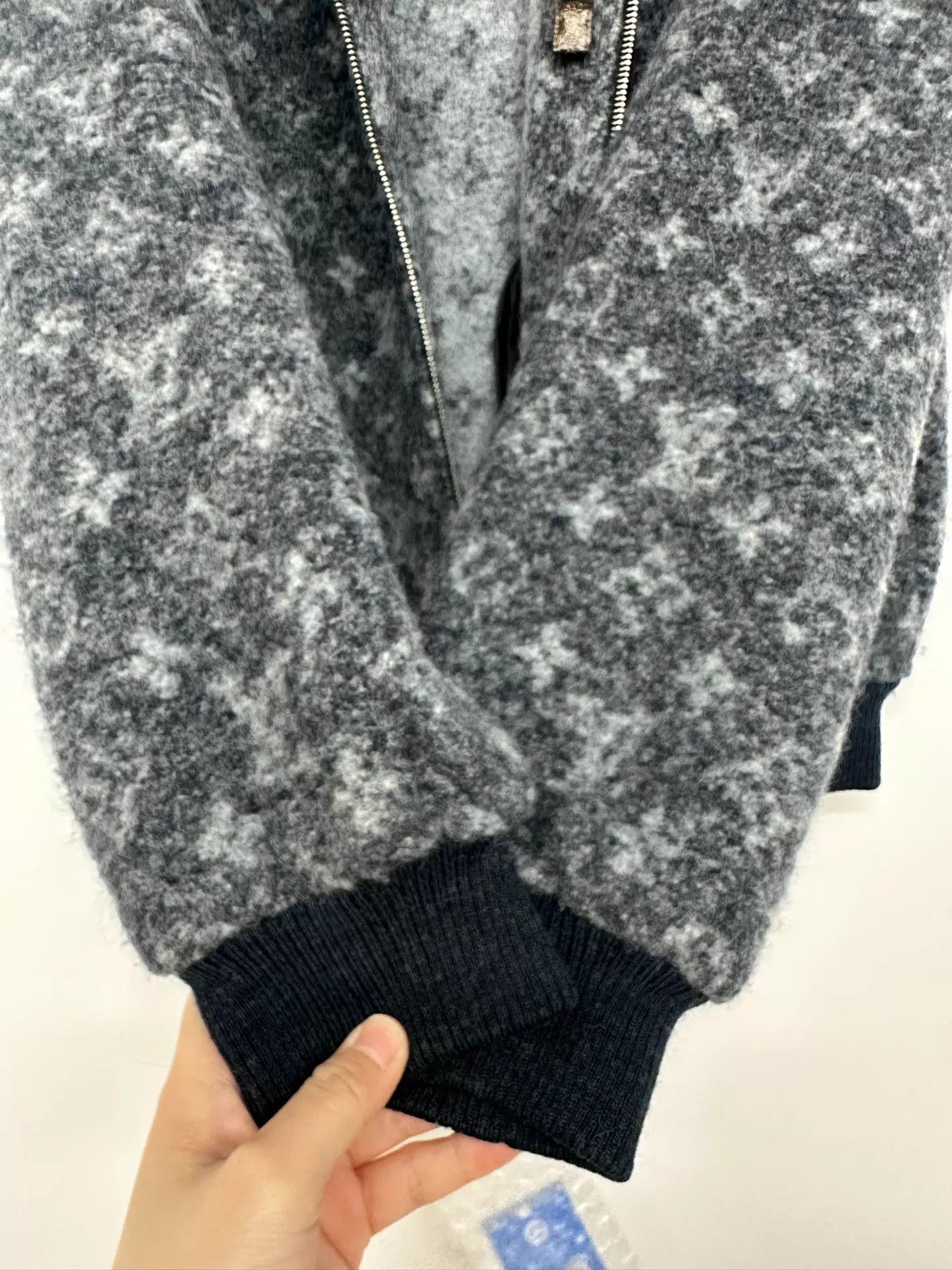 Louis Vuitton Louis Vuitton All Over Print Jacket 34 Size XS / US 0-2 / IT 36-38 - 4 Thumbnail