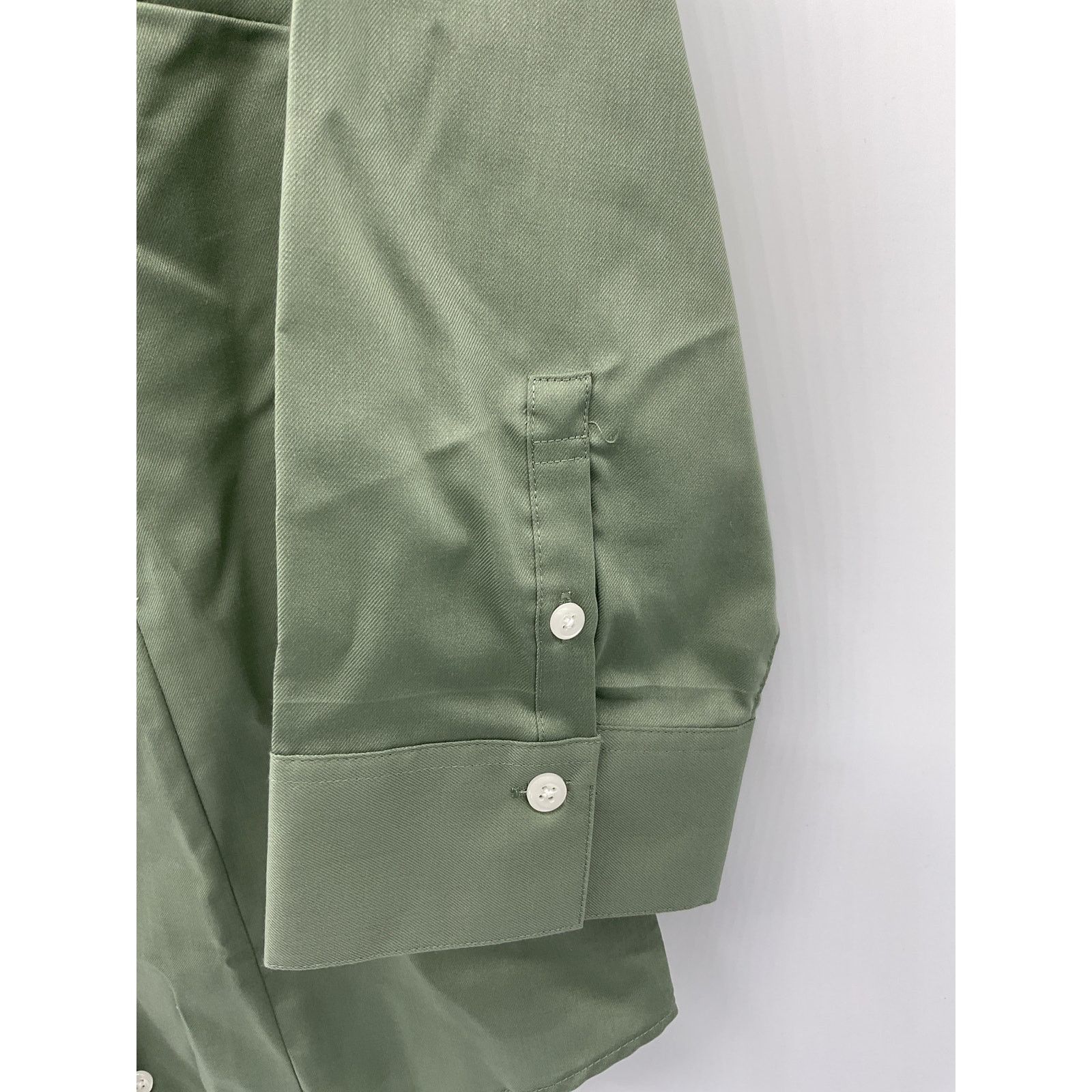 Van Heusen Van Heusen Women’s Button Up Dress Shirt - Size 4-6/S Size S / US 4 / IT 40 - 3 Thumbnail