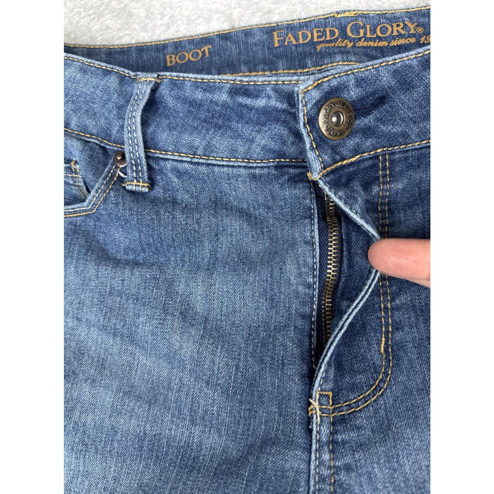 Faded Glory Faded Glory Jeans Womens Bootcut 14 Blue Medium Wash Mid Rise Stretch Denim 34x31 Size 36" / US 14 / IT 50 - 5 Thumbnail