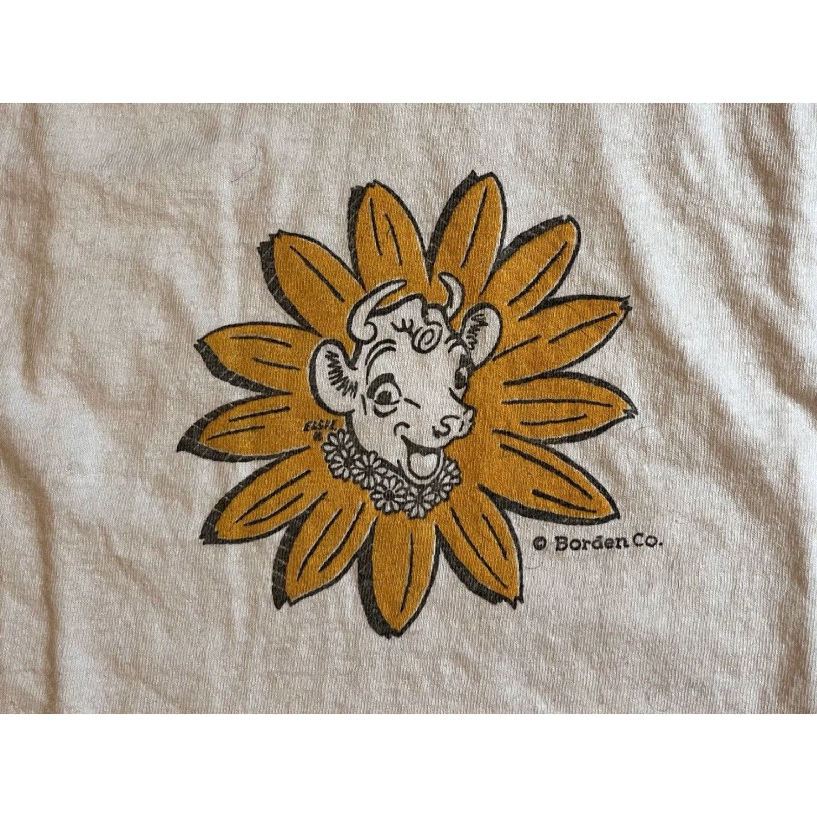 Vintage VINTAGE Borden Milk Elsie The Cow Shirt Men's M White Graphic Print Logo Crew Neck Short Sleeve T-Shirt 80s Retro Animals Size US M / EU 48-50 / 2 - 3 Thumbnail