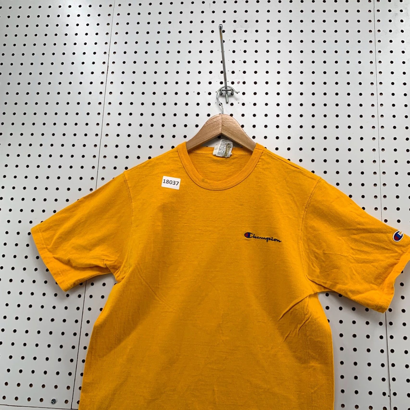 Champion VINTAGE Champion Shirt Unisex Adults Short Sleeve Adult Medium Yellow Embroidered Spellout 90s Theme Mens Womens Size US M / EU 48-50 / 2 - 5 Thumbnail