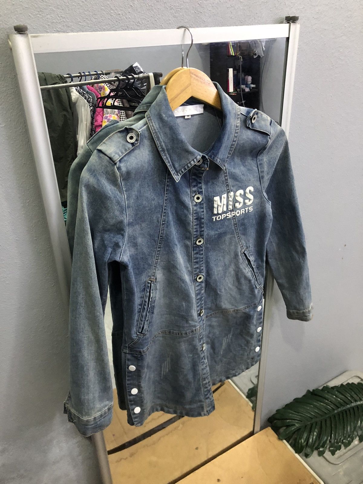Japanese Brand Y2K Bobby Mall Rhinestone Denim Jacket Women Size XS / US 0-2 / IT 36-38 - 3 Thumbnail