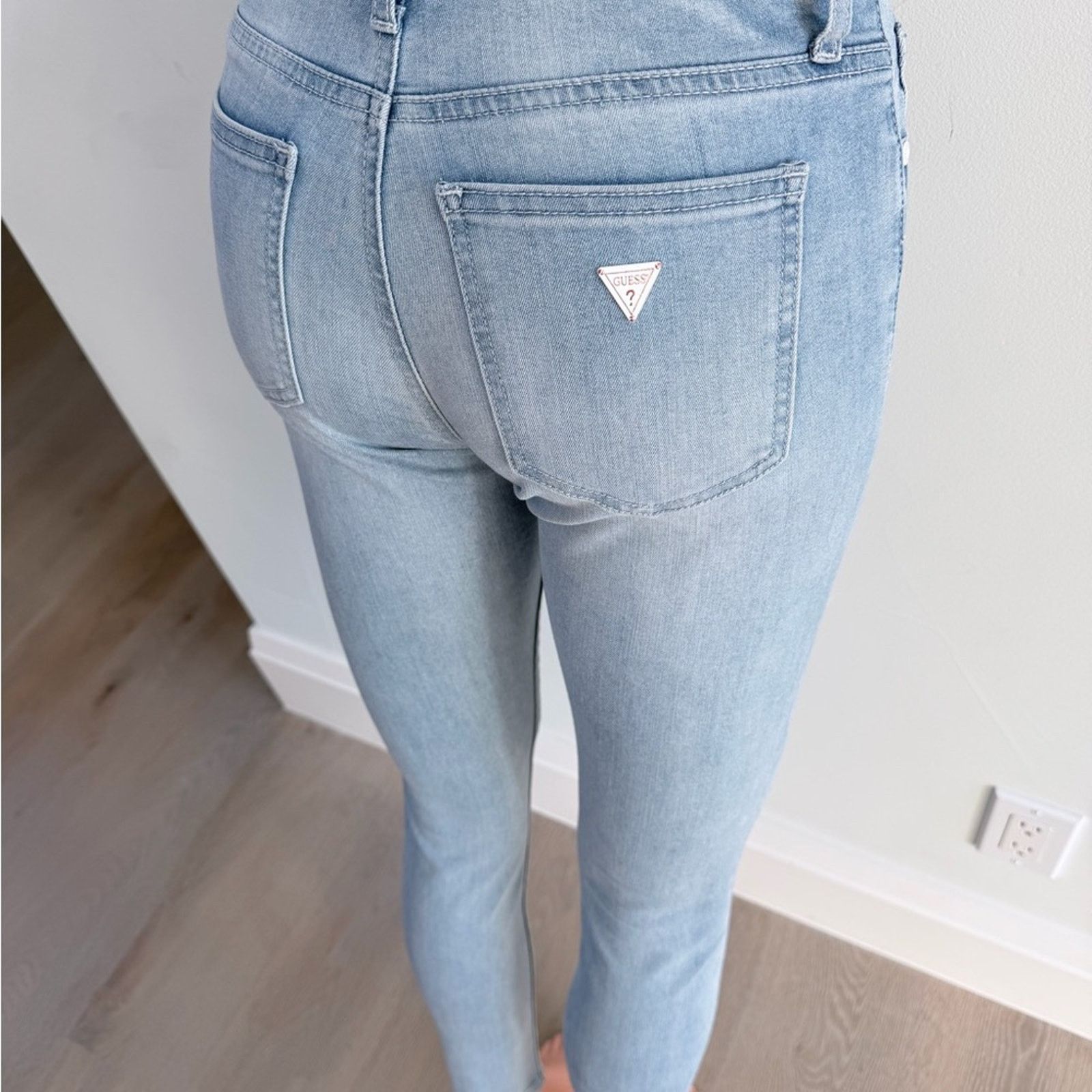 Guess New Y2K Guess Light Blue High-Waisted Women Jeans size 25 Size 25" / US 0 / IT 36 - 6 Thumbnail