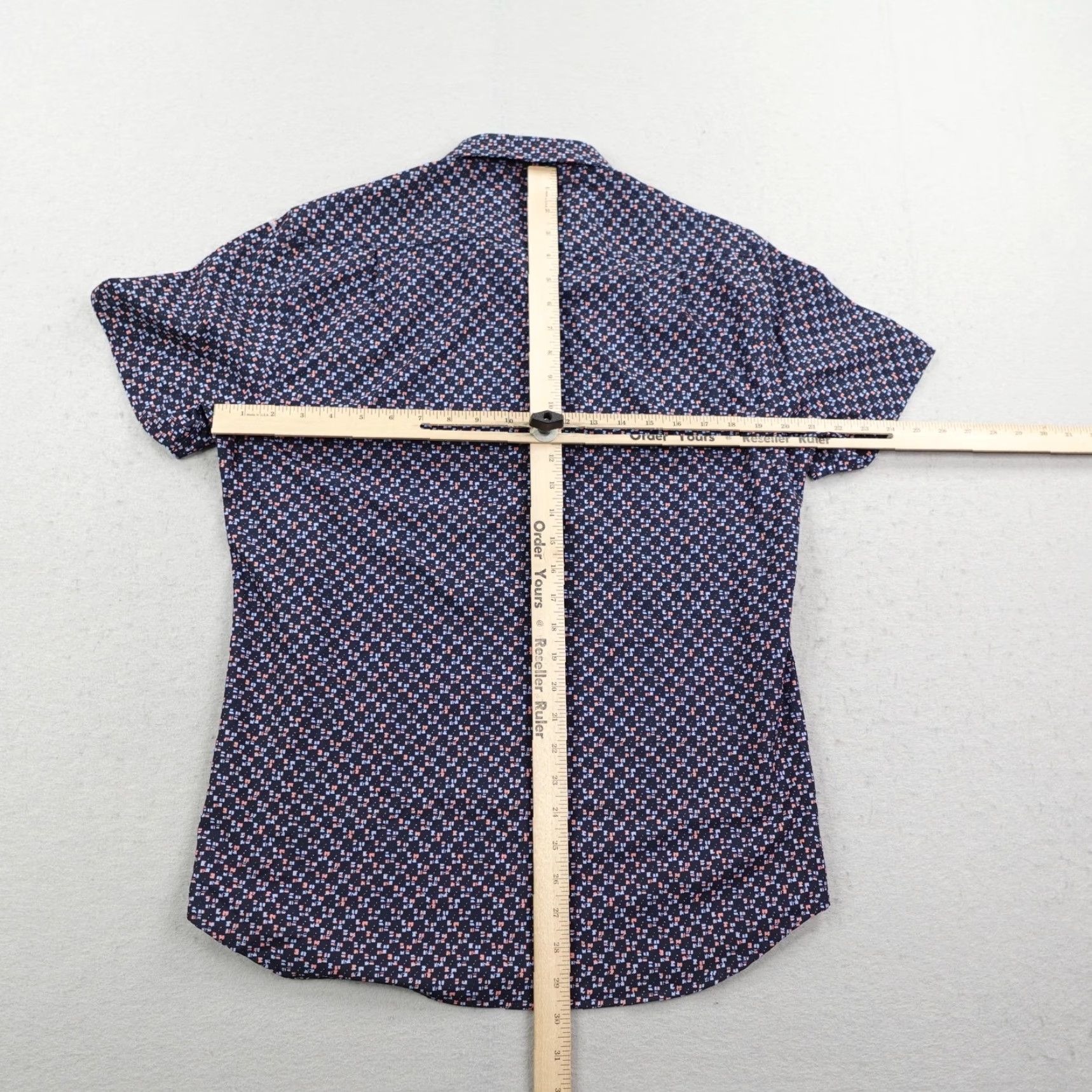 Vintage 7 Diamonds Shirt Mens Medium Blue Pink 4 Way Stretch Button Up Performance Flex Geometric Size US M / EU 48-50 / 2 - 6 Thumbnail
