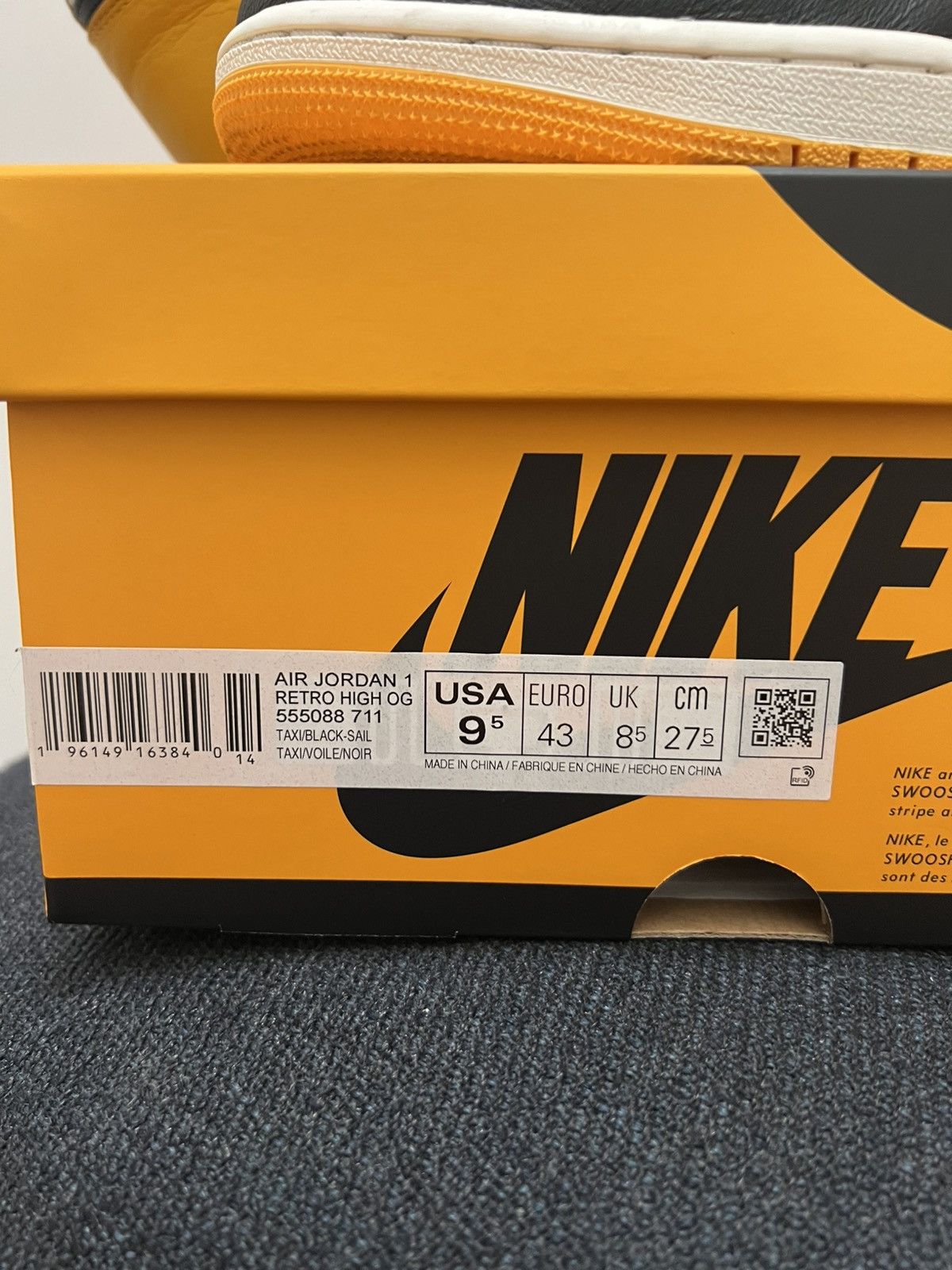 Jordan Brand Nike Air Jordan 1 Taxi Size US 9.5 / EU 42-43 - 10 Thumbnail