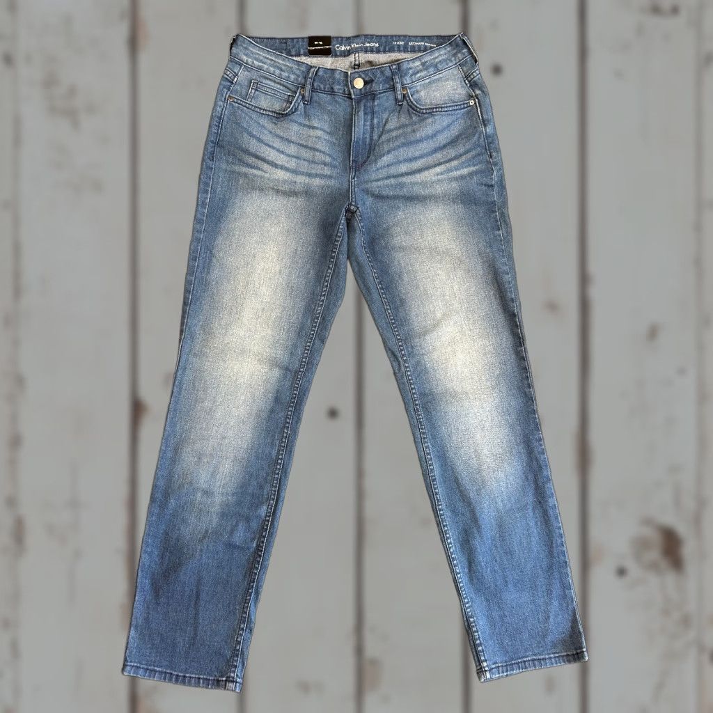 Calvin Klein Calvin Klein Jeans Ultimate Skinny Womens 12 Jeans 30 Blue Slim Fits 5-Pocket Logo ClassicCore Minimalist Fashion Denim Stretch Skinny 360 Star Blue Size 34" / US 12 / IT 48 - 1 Thumbnail