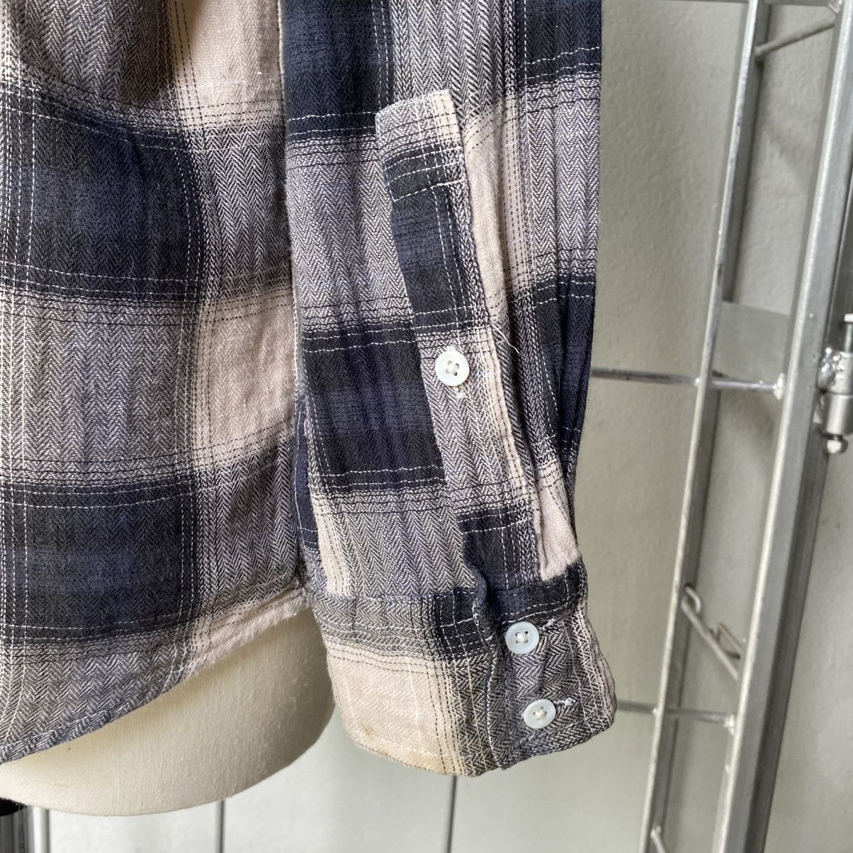 Balmain BALMAIN Gray-Black Plaid Ruffle Sleeve Shirt Size M / US 6-8 / IT 42-44 - 22 Thumbnail