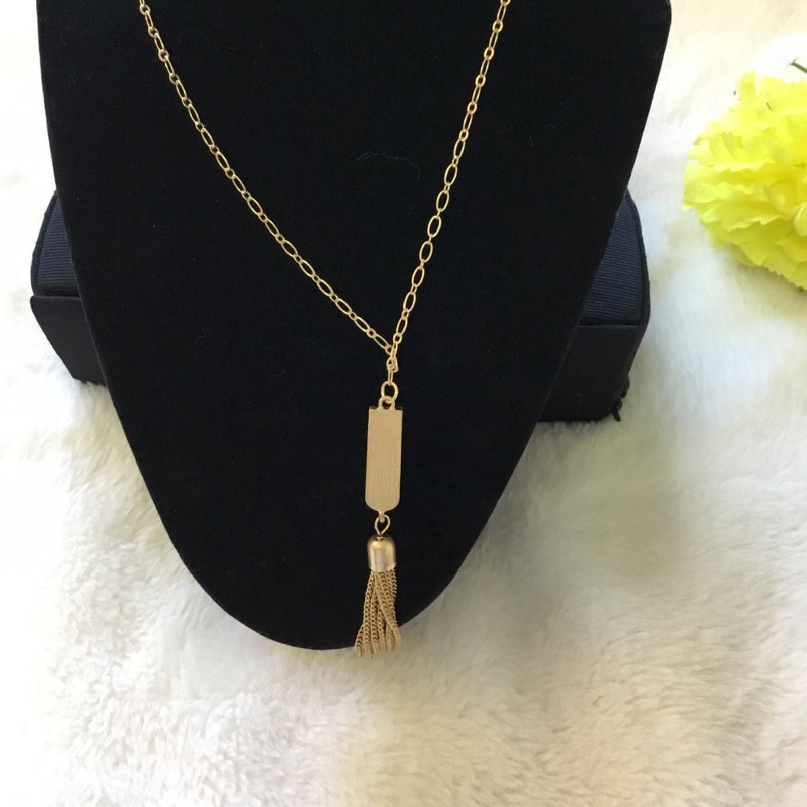 Ann Taylor Ann Taylor Gold Tassel Necklace Size ONE SIZE - 3 Thumbnail