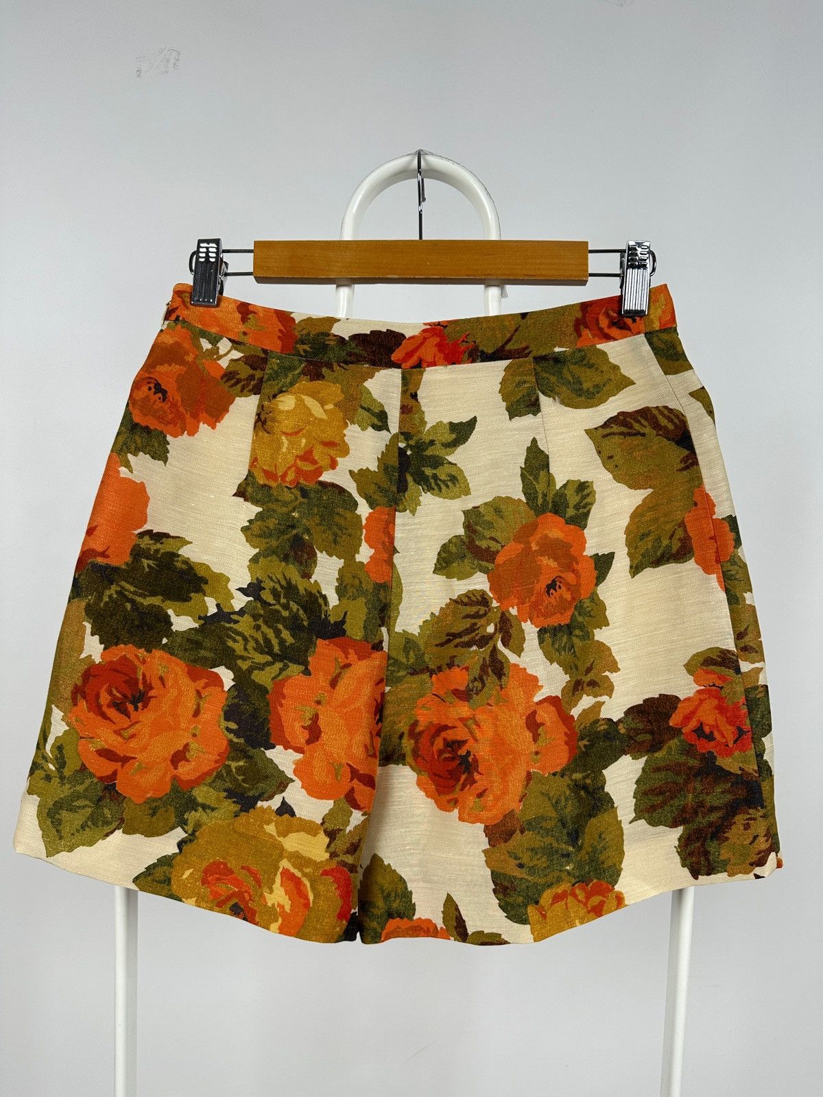 Sezane Sezane Almanzo Floral Taormina Print Shorts Size 26" / US 2 / IT 38 - 2 Thumbnail