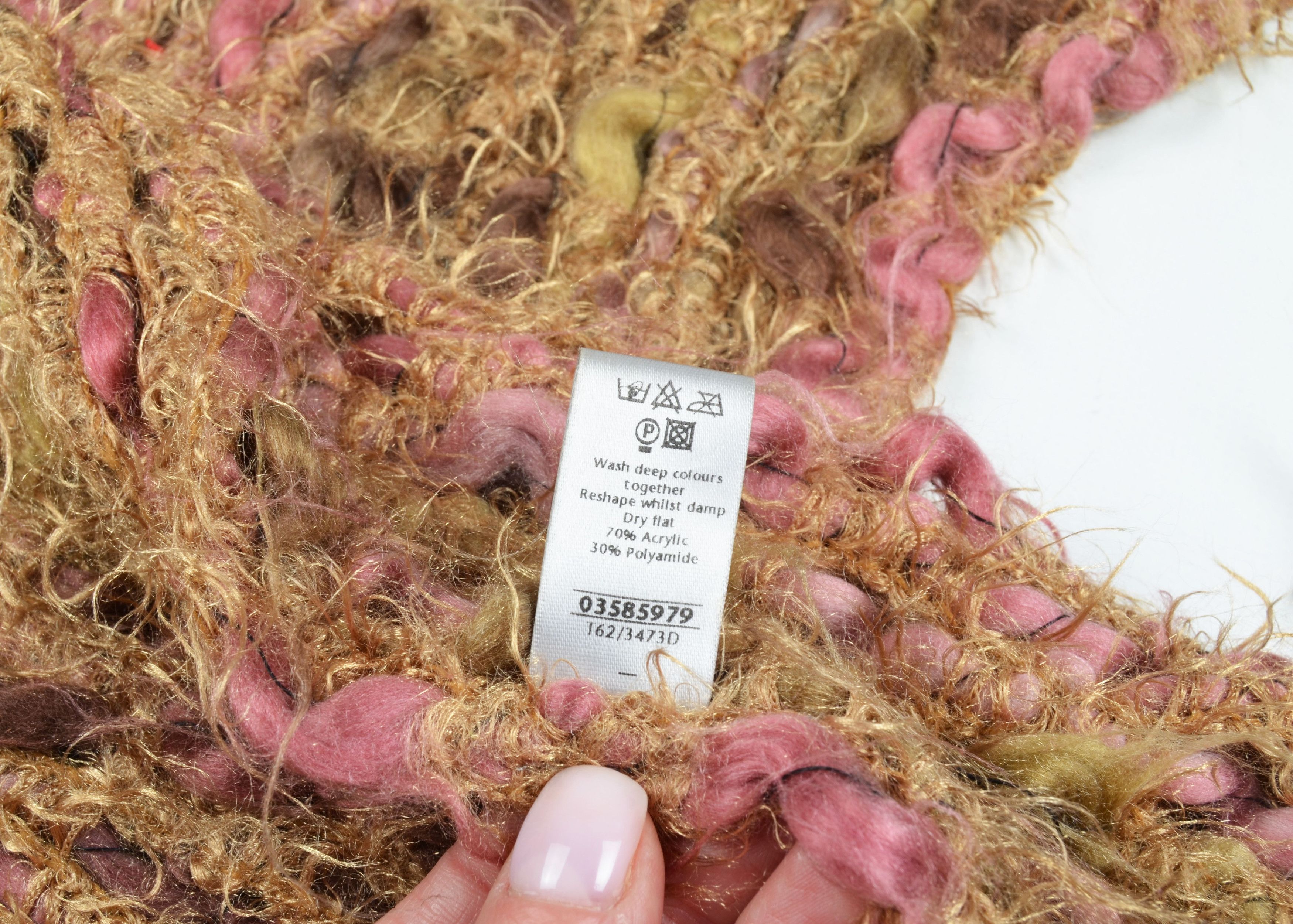 Vintage Per Una Y2K Grunge Textured Knit Fringe Fuzzy Soft Scarf Size ONE SIZE - 6 Thumbnail