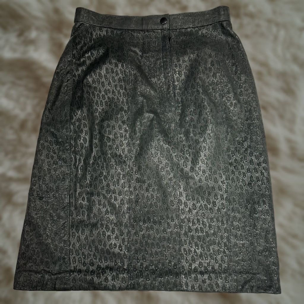 G-III G-III Black Leather Straight Pencil Skirt Knee Length Lined Sz 7/8 Womens Regular Capstone: None Size 28" / US 6 / IT 42 - 1 Thumbnail