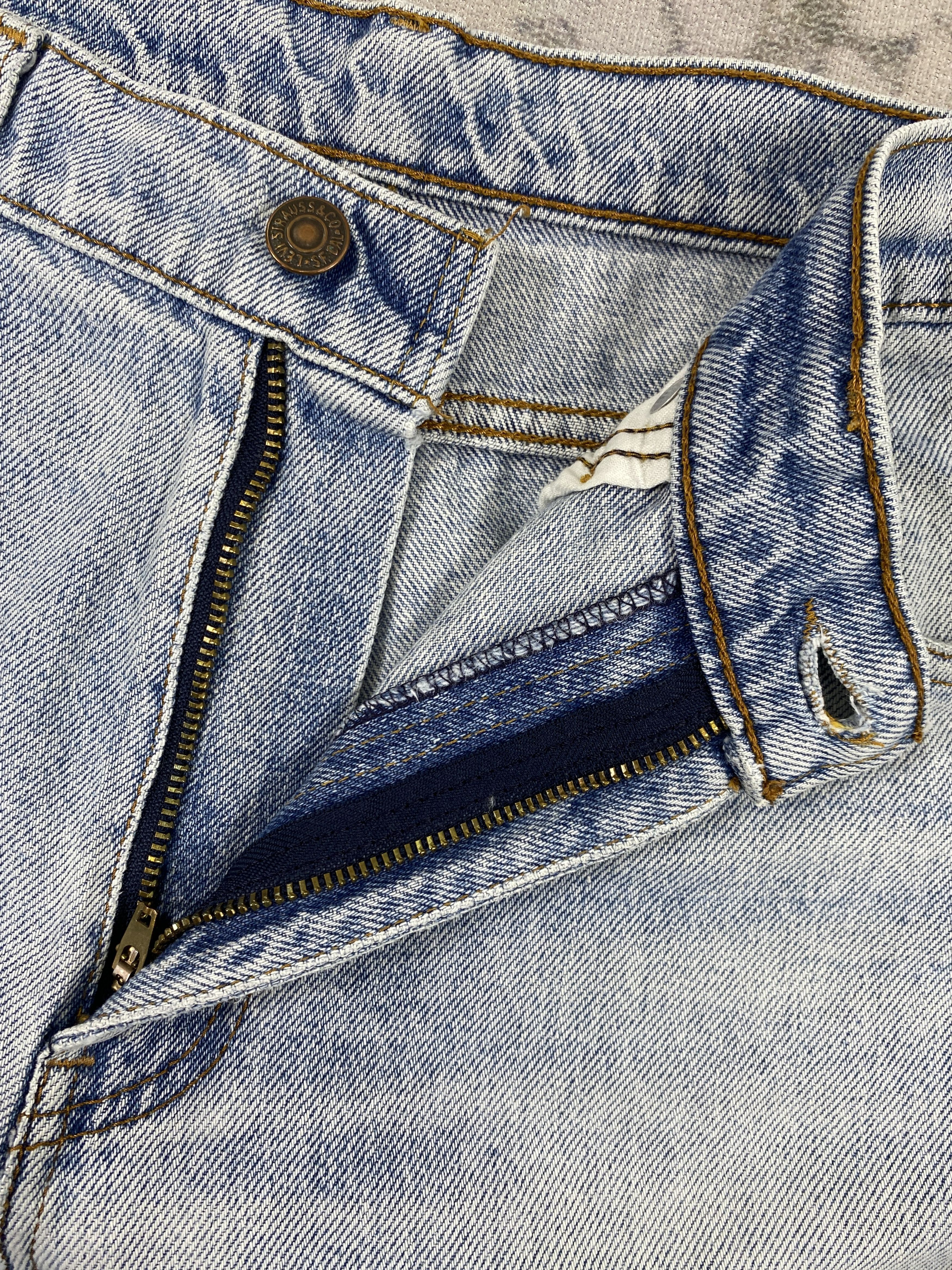 Levi's Light Wash Vintage Levi's Jeans 31x32.5 Denim- JN3559 Size US 31 - 6 Thumbnail