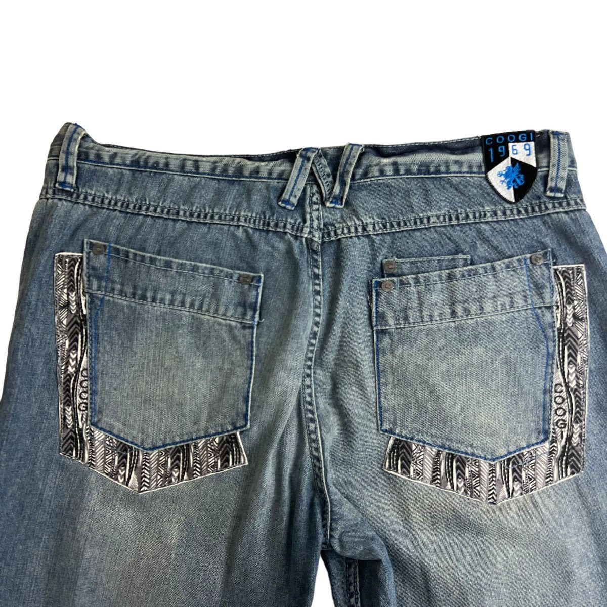 Coogi Coogi Medium Wash Embroidered Pocket Baggy Y2K Jeans 40 X 35 Size US 40 / EU 56 - 7 Thumbnail