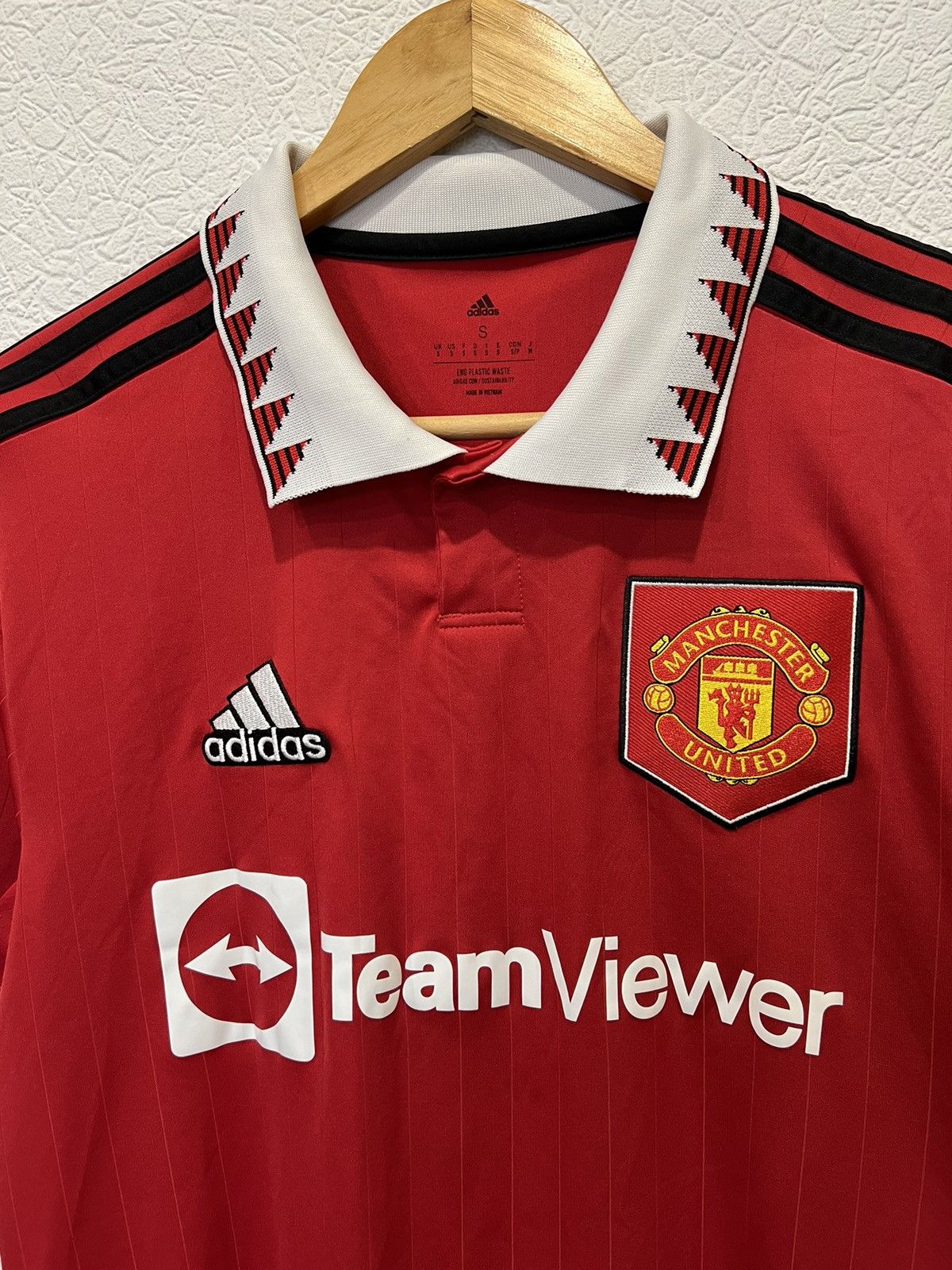 Adidas Manchester United Adidas 2022/2023 Home Kit Soccer Jersey Size US S / EU 44-46 / 1 - 2 Thumbnail