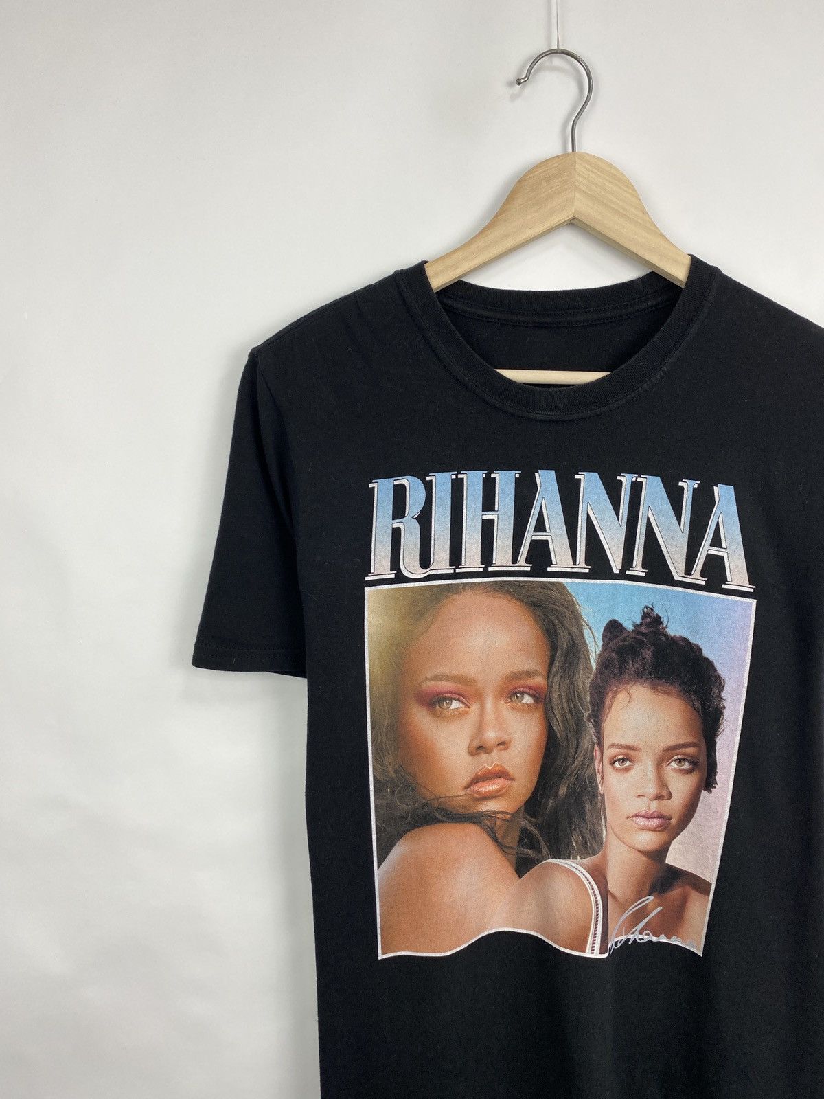 Band Tees × Rap Tees × Vintage 🇺🇸 Rihanna Sexy Girl Black Rap T-Shirt Rare Retro Y2K Hype Size US M / EU 48-50 / 2 - 2 Thumbnail