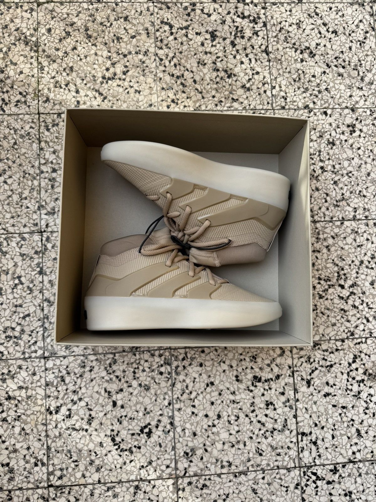 Adidas × Fear of God Adidas x Fear of God Athletics 1 Basketball – US 9 Brand New Size US 9 / EU 42 - 2 Thumbnail