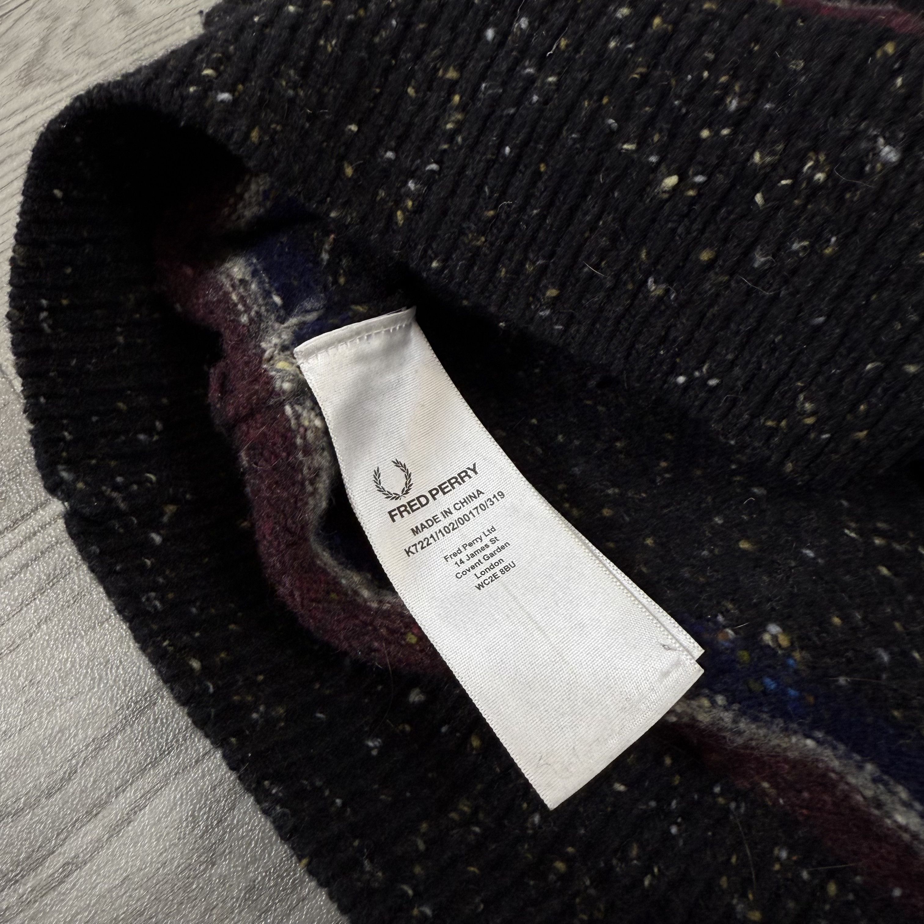 Fred Perry Vintage Fred Perry 90s Kilcarra Wool Knit Sweater Vest Size US L / EU 52-54 / 3 - 8 Thumbnail