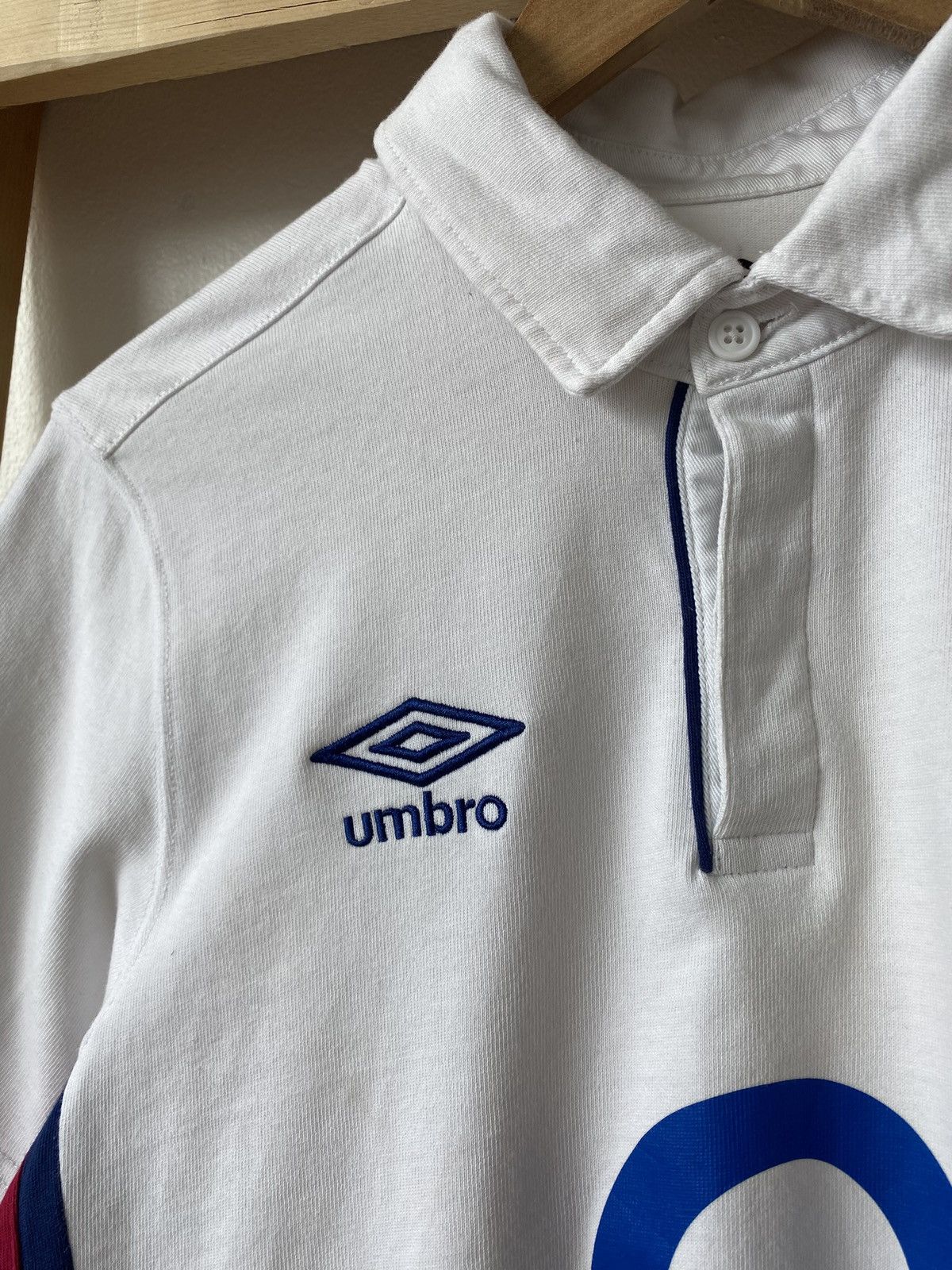 Umbro Umbro 2021/22 England Rugby Shirt Size US L / EU 52-54 / 3 - 5 Thumbnail