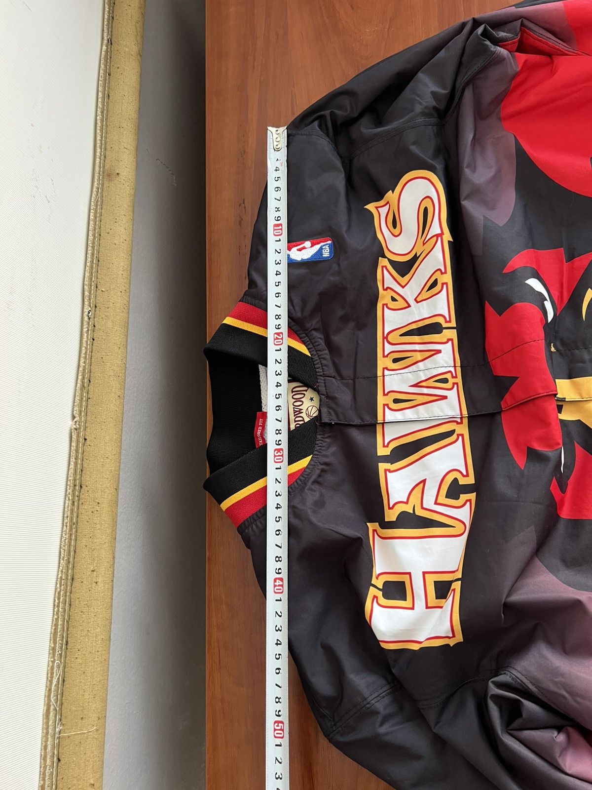 Mitchell & Ness RARE 1995/96 ATLANTA HAWKS MITCHELL&NESS NBA BOMBER JACKET L Size US L / EU 52-54 / 3 - 20 Thumbnail