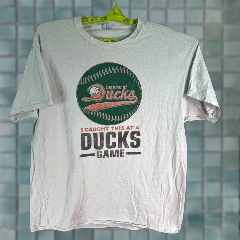 Port & Company VINTAGE Port & Company Long Island Ducks Baseball Fan Givi Caught This T-Shirt Adult XL Gray 90s Sports Shirt Men XS? Size US XL / EU 56 / 4 - 1 Thumbnail