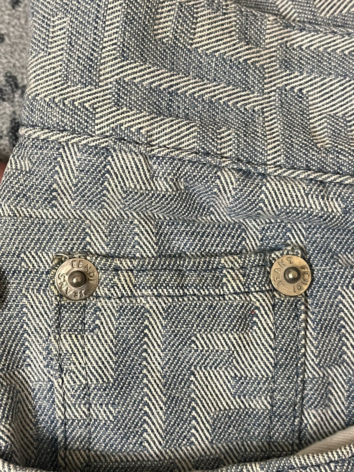 Fendi Vintage Fendi Monogram Jeans Size 25" / US 0 / IT 36 - 16 Thumbnail