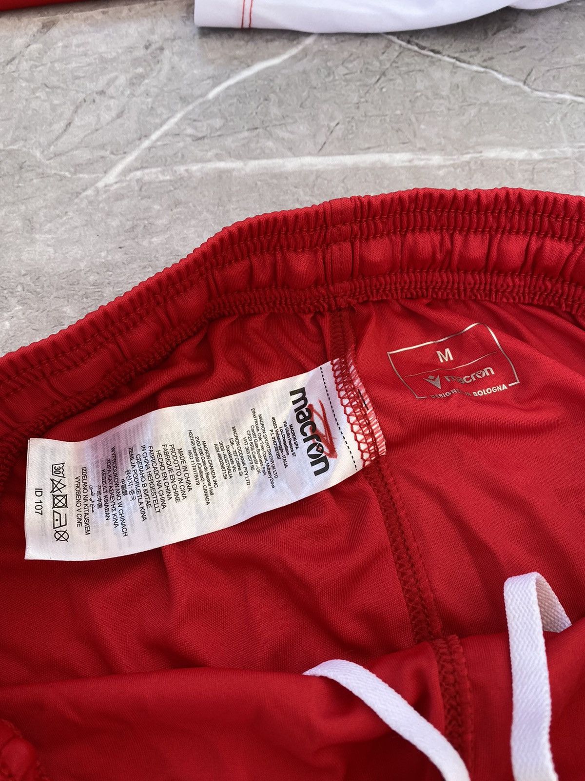 Macron Rare FC Thun Macron Soccer Football Suit Jersey & Shorts Y2K Size US M / EU 48-50 / 2 - 13 Thumbnail