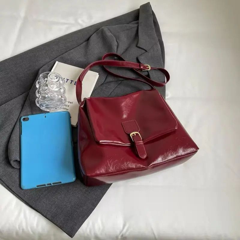 Designer × Japanese Brand Retro Vintage 90’s Trendy Burgundy Shoulder Bag Size ONE SIZE - 5 Thumbnail
