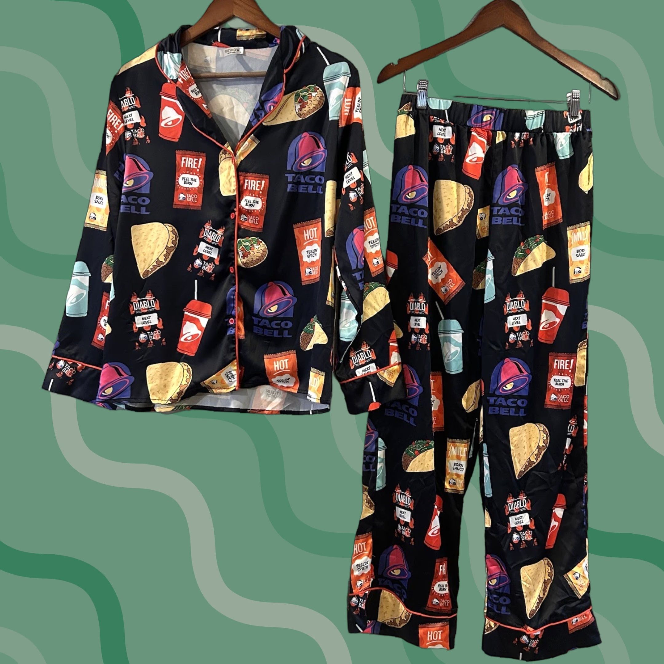 Bell Taco Bell Pajama Set Women’s M Satin Graphic Print Long Sleeve Button Up Multicolor Comfort Sleepwear Unbranded Unisex Adults Costume Size M / US 6-8 / IT 42-44 - 1 Thumbnail