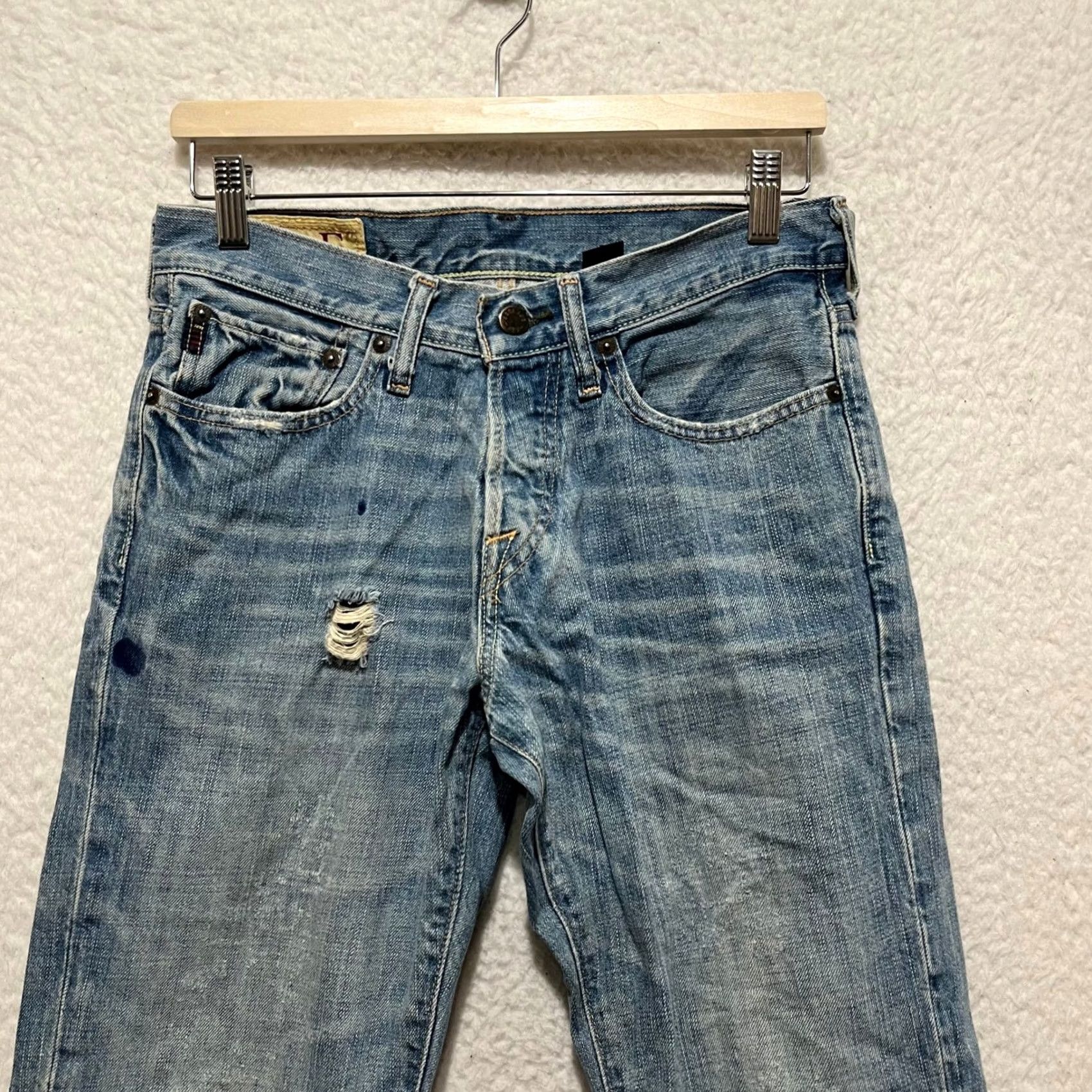 Abercrombie & Fitch Abercrombie & Fitch Mens Jeans Light Wash Distressed 5-Pocket Denim Button Closure Regular Fit Size 28 Blue Grunge Vintage: No Size US 28 / EU 44 - 3 Thumbnail