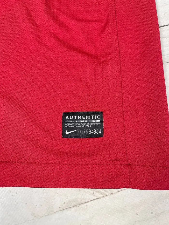 Nike Nike Manchester United 2011-2012 Home Shirt Soccer Jersey Size US M / EU 48-50 / 2 - 4 Thumbnail