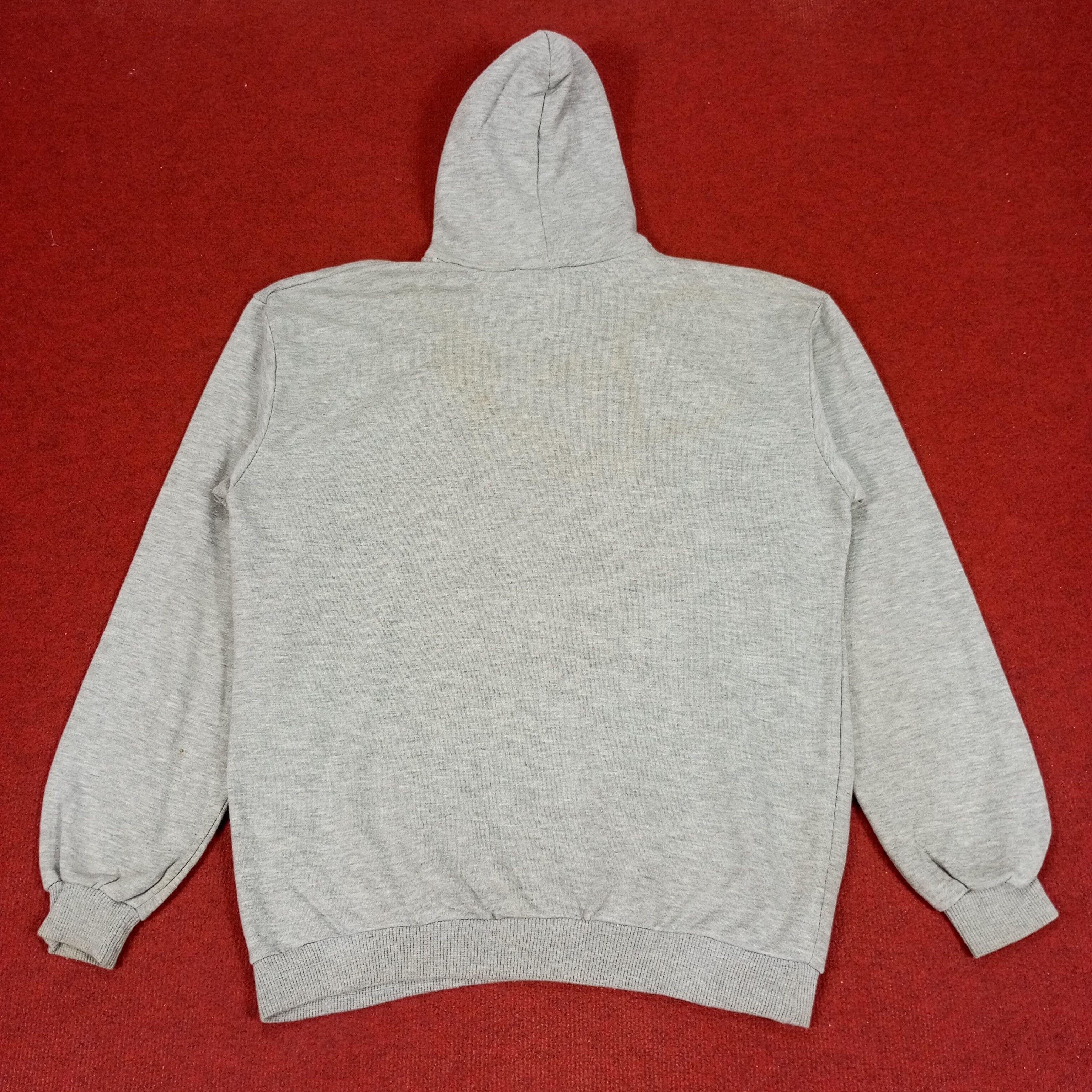 Tommy Hilfiger × Vintage Tommy Hilfiger Center Logo Design Hoodies Size US L / EU 52-54 / 3 - 3 Thumbnail