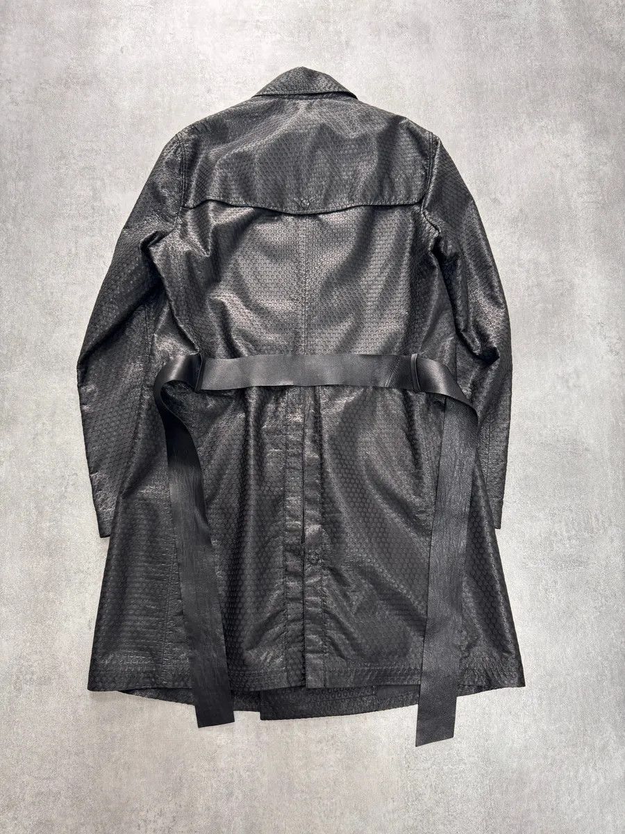 Emporio Armani × Vintage FW2013 Emporio Armani Honeycomb Black Leather Trench Coat Size US M / EU 48-50 / 2 - 3 Thumbnail