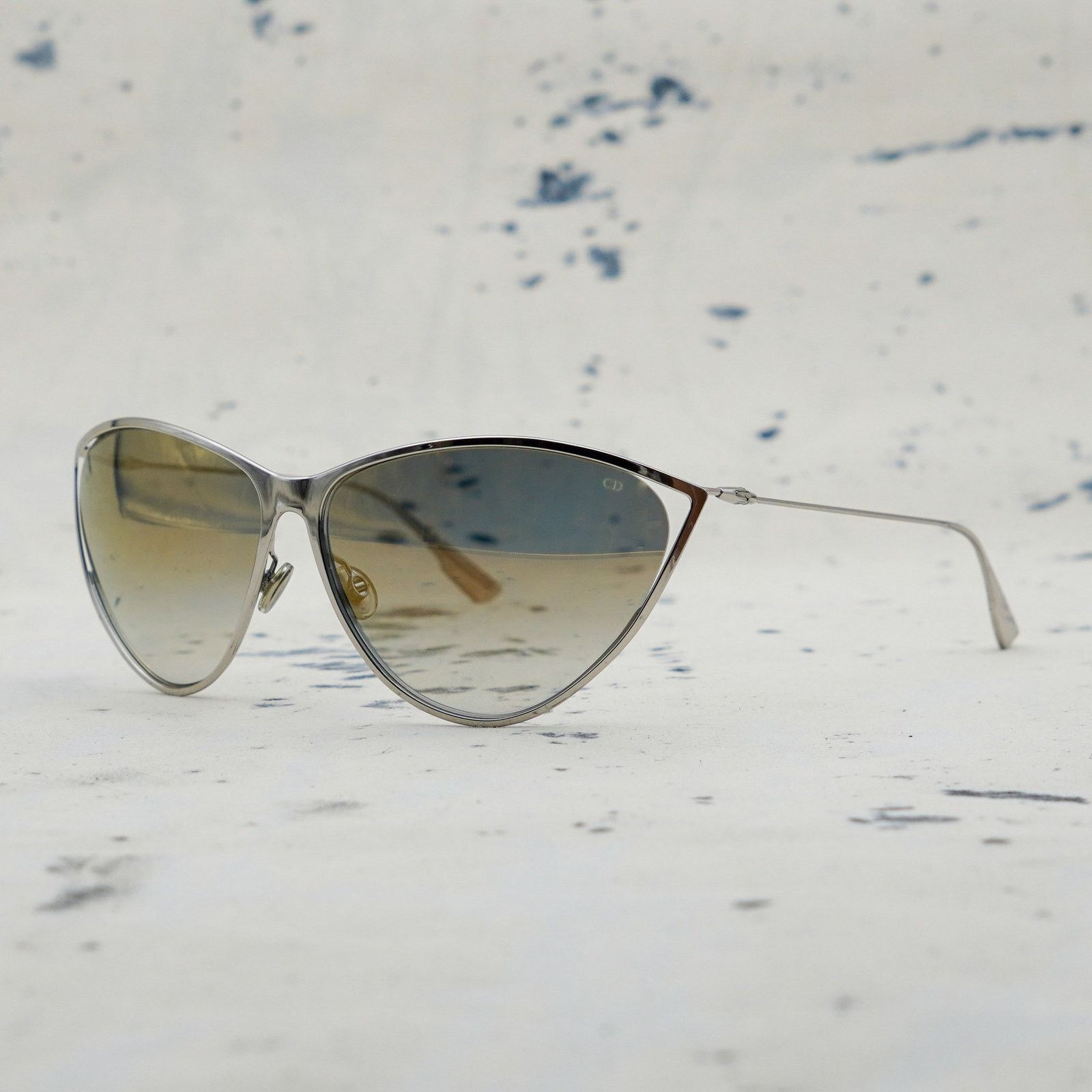 Dior Dior new motard silver gradient cat eye cd logo sunglasses Size ONE SIZE - 1 Thumbnail