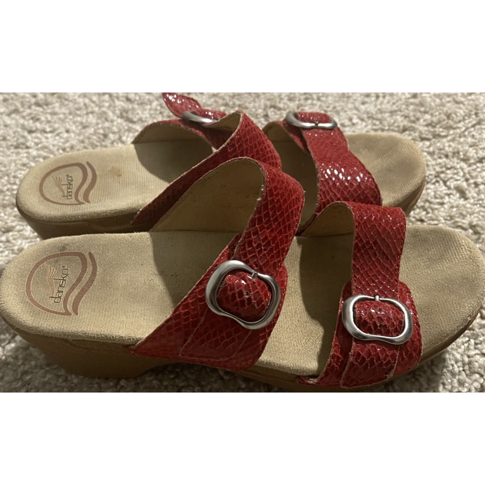Dansko Dansko Sophie Red Snakeskin Leather Clog Sandals Slip On EU 39 US 8.5-9 Womens Walking Medium (M) Open Toe Wedge Sandal Casual Shoes Size US 8.5 / IT 38.5 - 5 Thumbnail