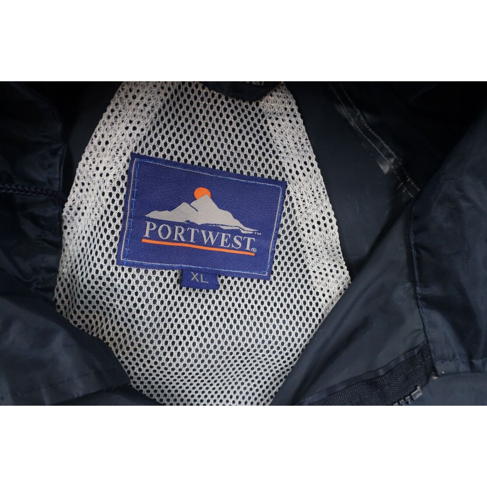 Vintage Vintage Streetwear Distressed 2 Piece Waterproof Rain Suit Size US L / EU 52-54 / 3 - 8 Thumbnail