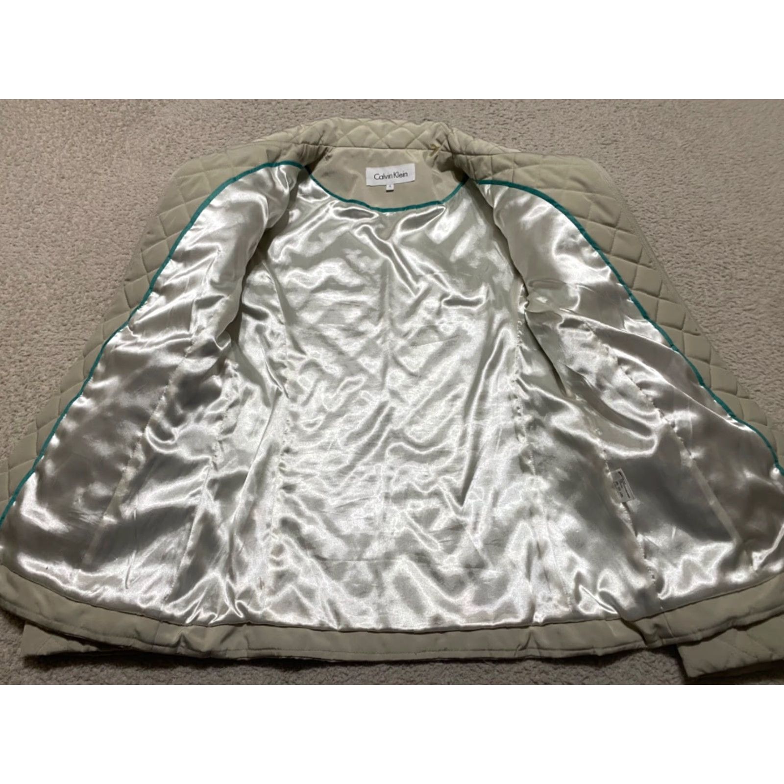 Calvin Klein Calvin Klein Jacket Womens Small Solid Beige Full Zip Puffer Quilted Mid-Length Long Sleeve Regular Zip Pockets Fall Spring Winter Beig e? Size S / US 4 / IT 40 - 6 Thumbnail