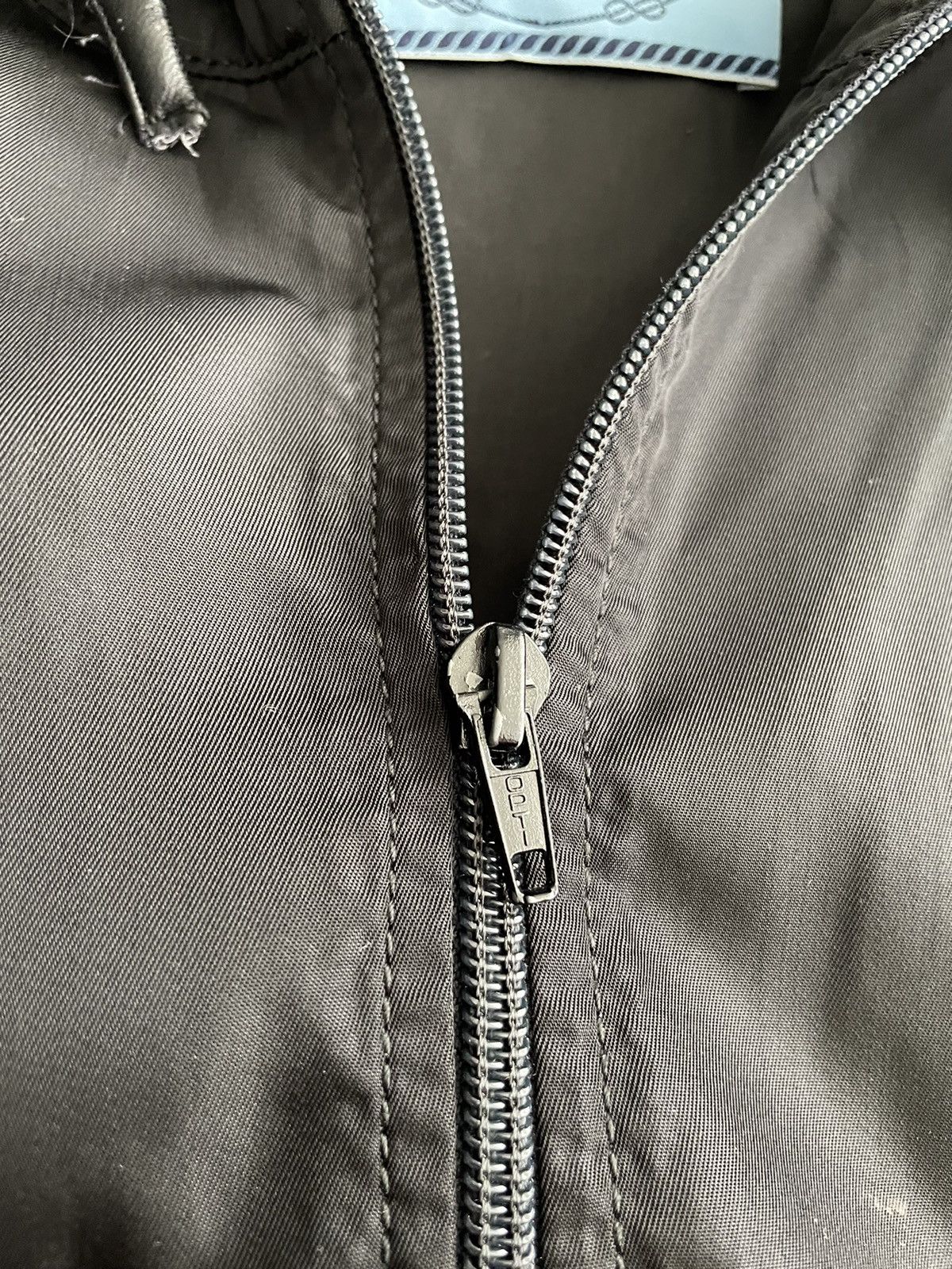 Prada Prada 90’s Plaque Logo Packable Nylon Jacket Size US S / EU 44-46 / 1 - 8 Thumbnail