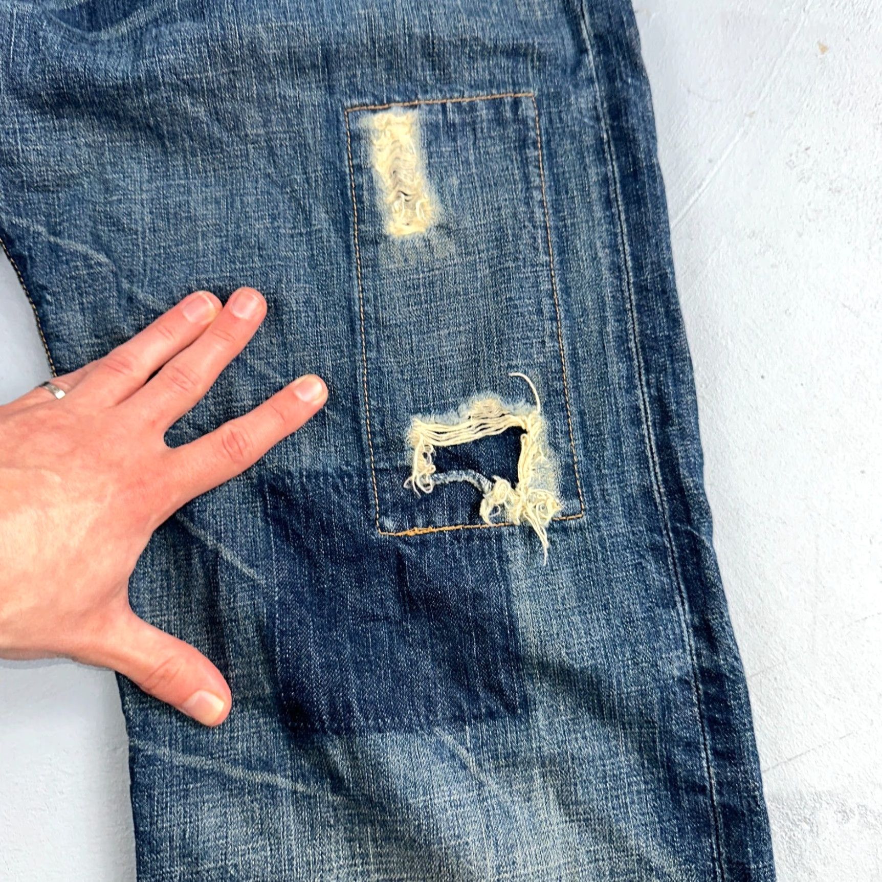 Levi's Levi's 501 Jeans Vintage 90s Straight Leg Levis 501 Denim Jeans 34x34 Men 34 Blue Regular Mid Rise 90s Theme Size US 34 / EU 50 - 7 Thumbnail